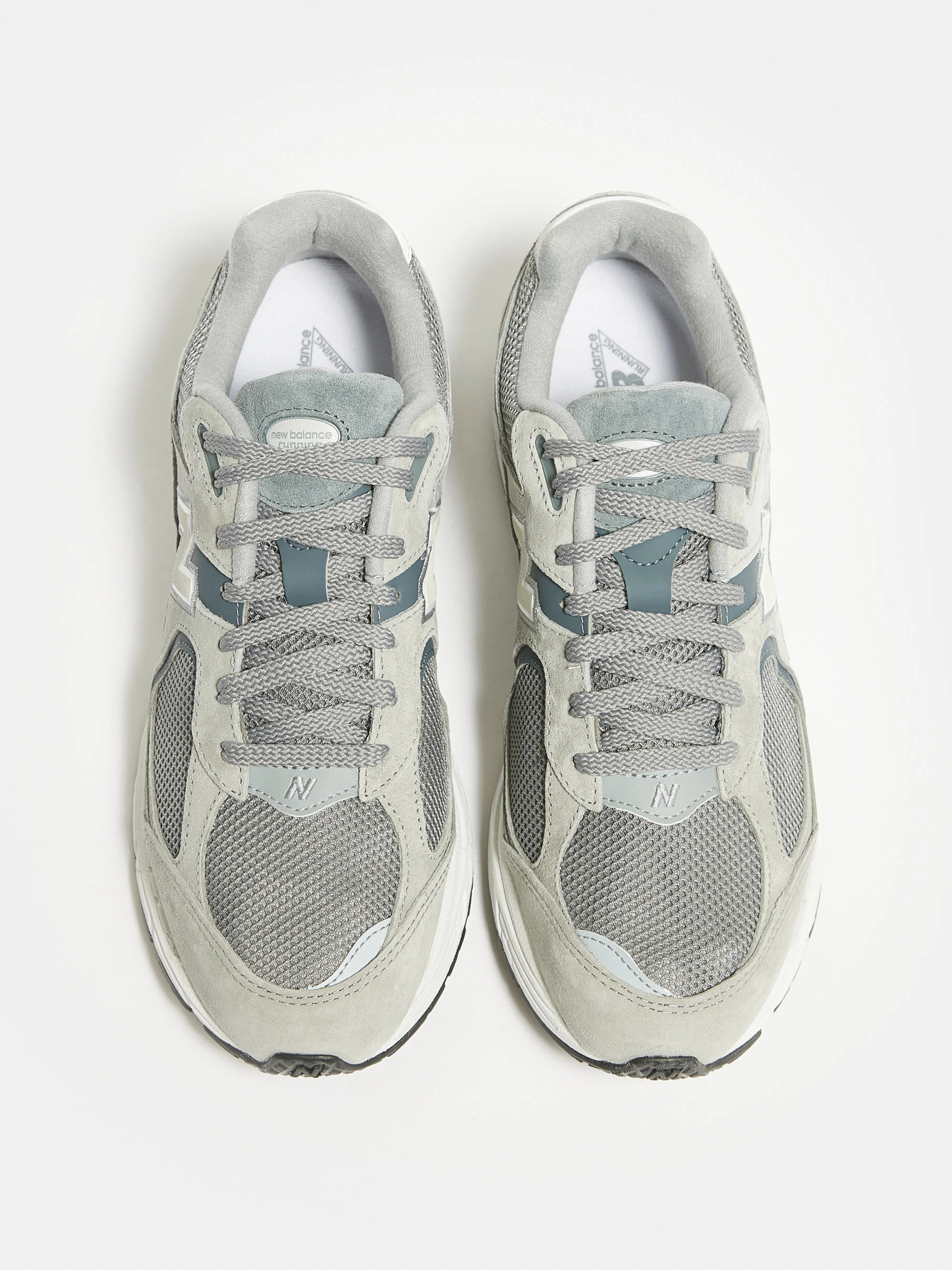 2002R for Men (242 / M / GREY) daytime running Water resistant coating