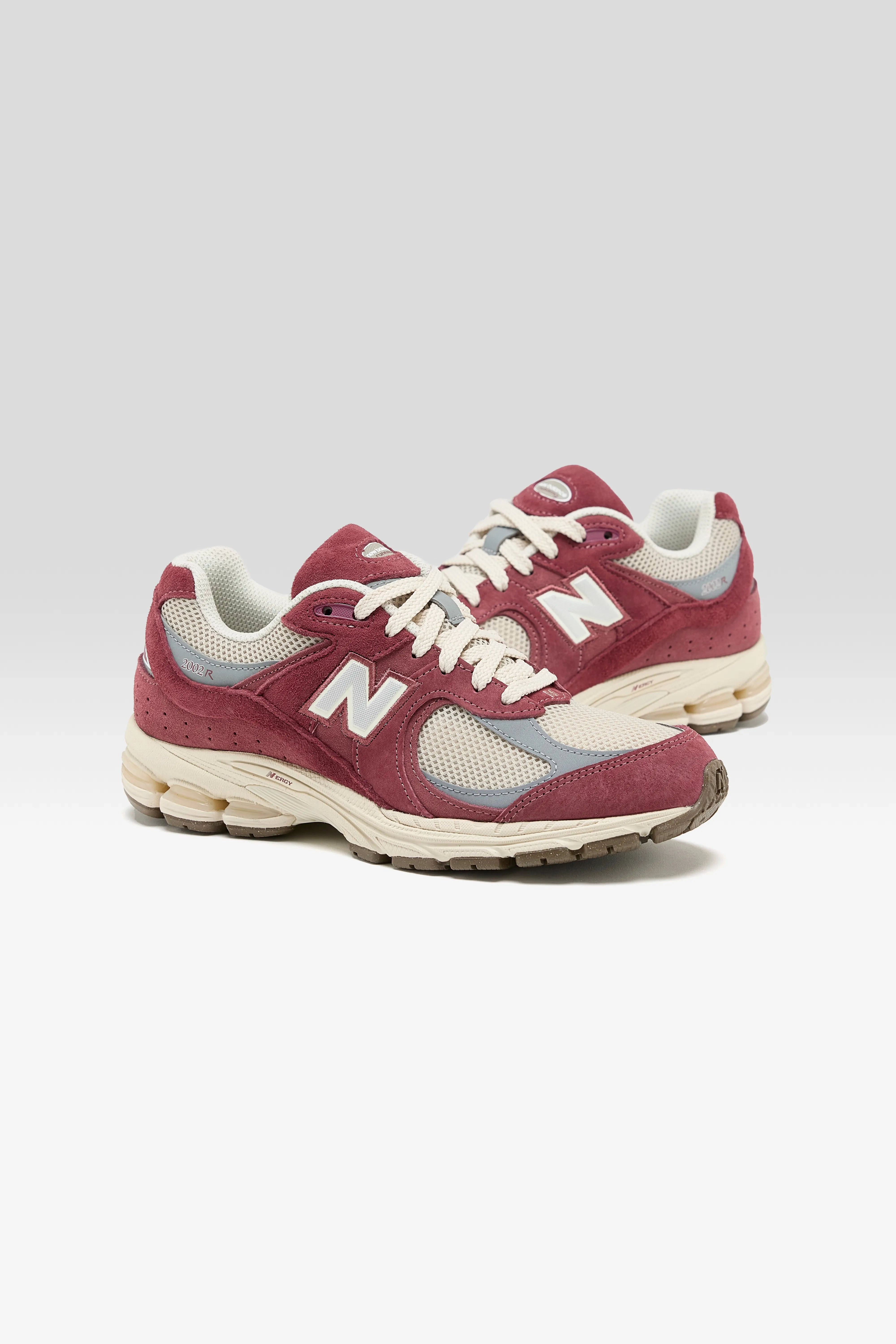 2002R for Women  (252 / W / RED) High End