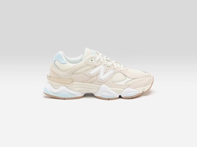 9060 for Women  (252 / W / BEIGE) motion - control