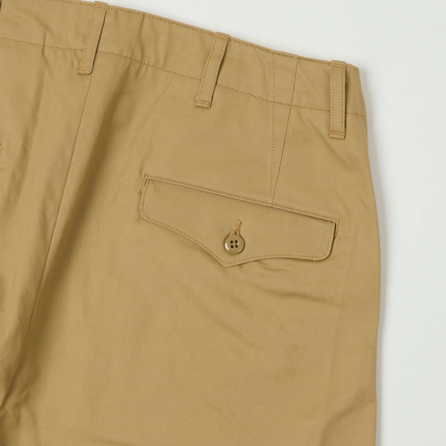 A Vontade Wide Fit Chino Trouser - Beige wrinkle free