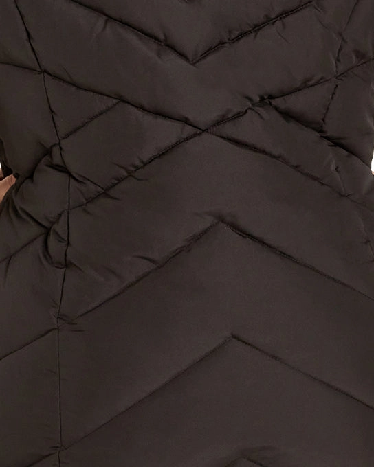 Abigail Puffer | Black Layer Look Develop