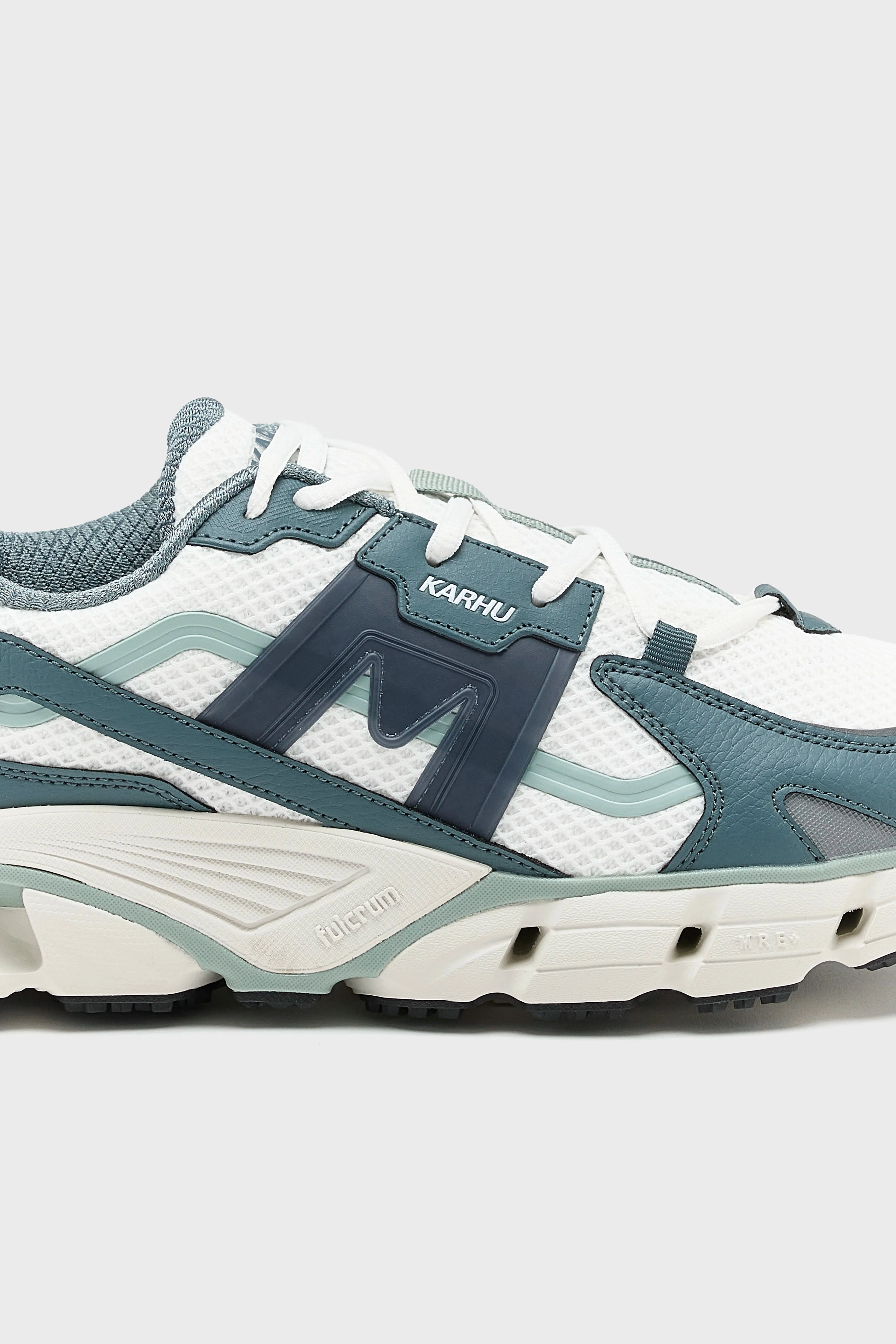 Sustainable Construction Responsive Cushioning Tech Super Fulcrum for Men (252 / M / GREEN)