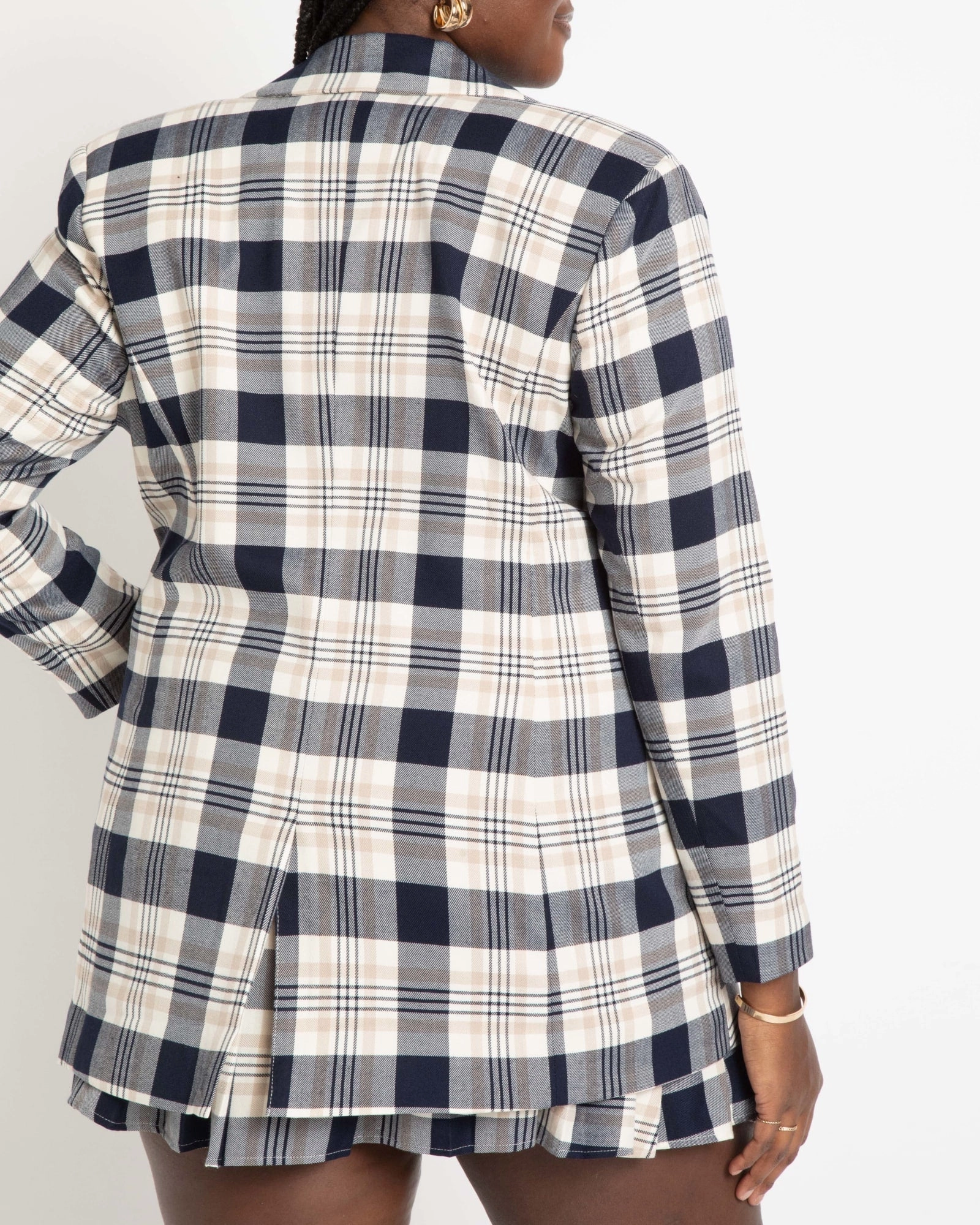 Trail Travel Outdoor Explorer Long Strong Shoulder Blazer | Plaid Perfect