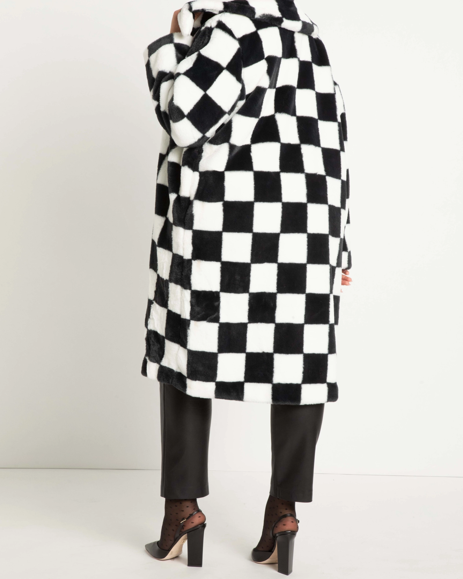 Subtle Alondra Faux Fur Checkerboard Coat | Black / Ivory