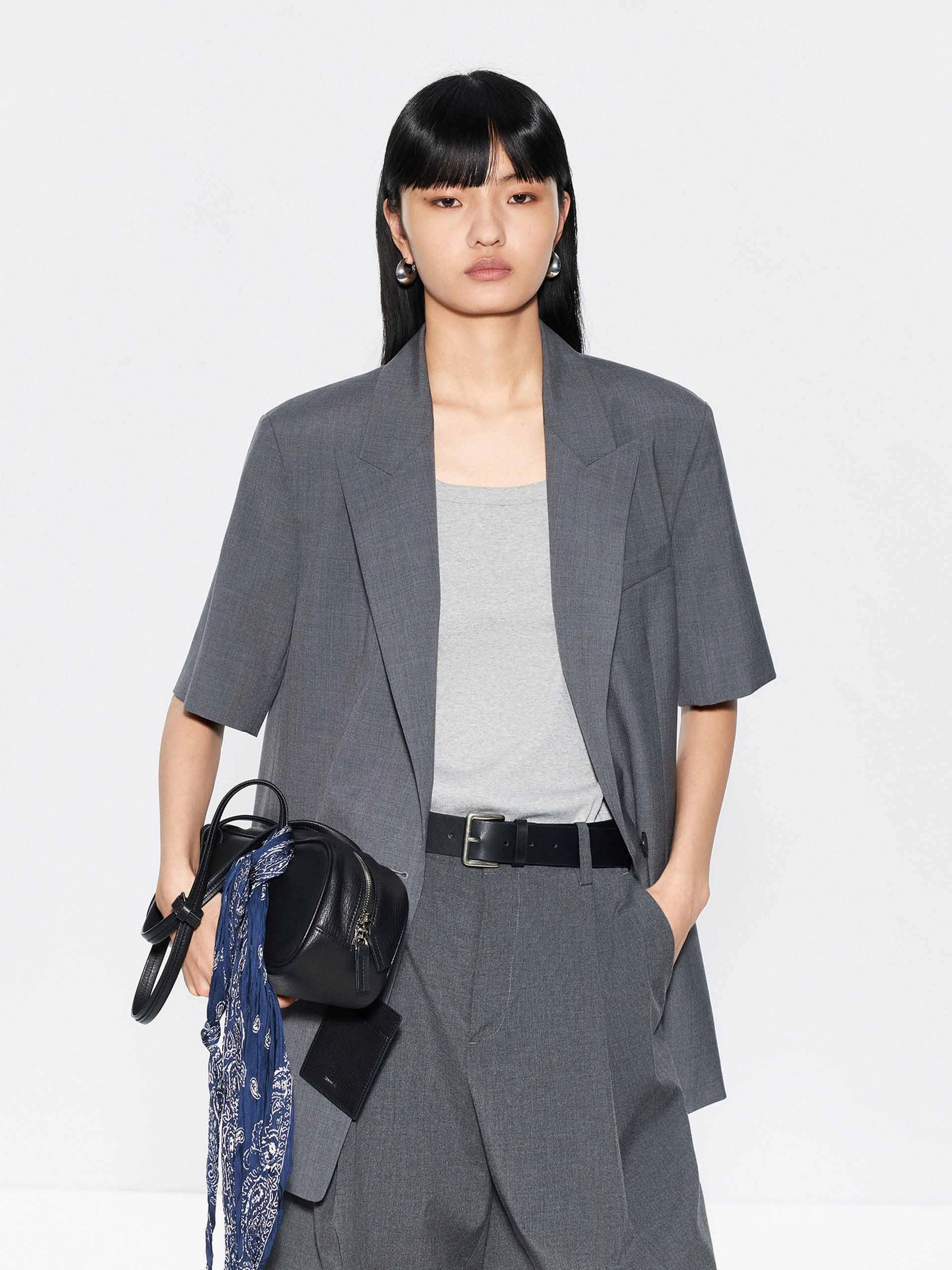 Back Slit Short Sleeves Blazer Non Restrictive Cut