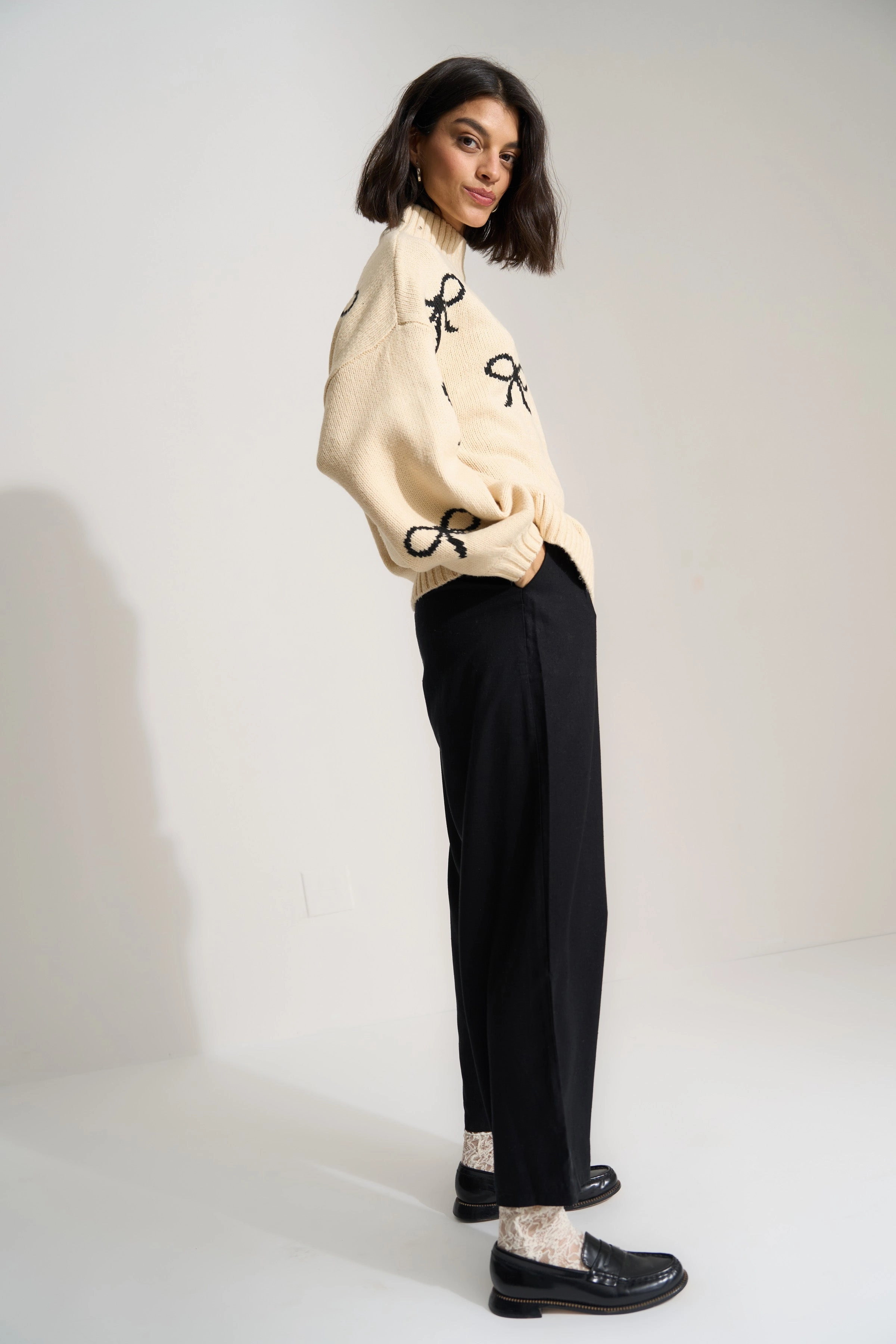 Winter Knit Layer Breathable Style Bellamy Pullover - Creme Bow