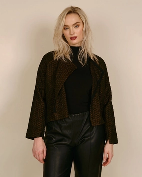 Streamlined Form Razor Leo Bomber | Bronze