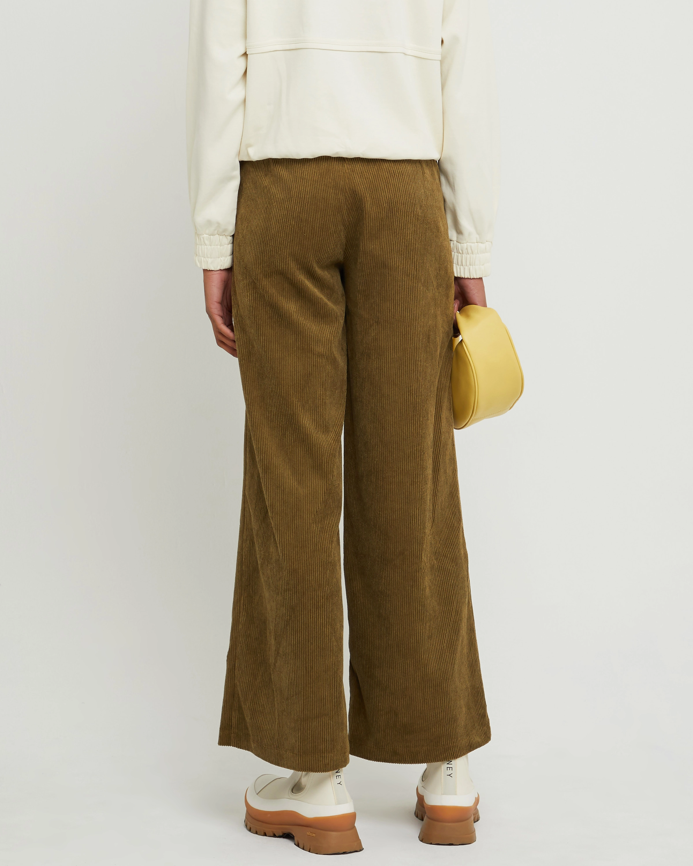 Blake Pant Sleek lines
