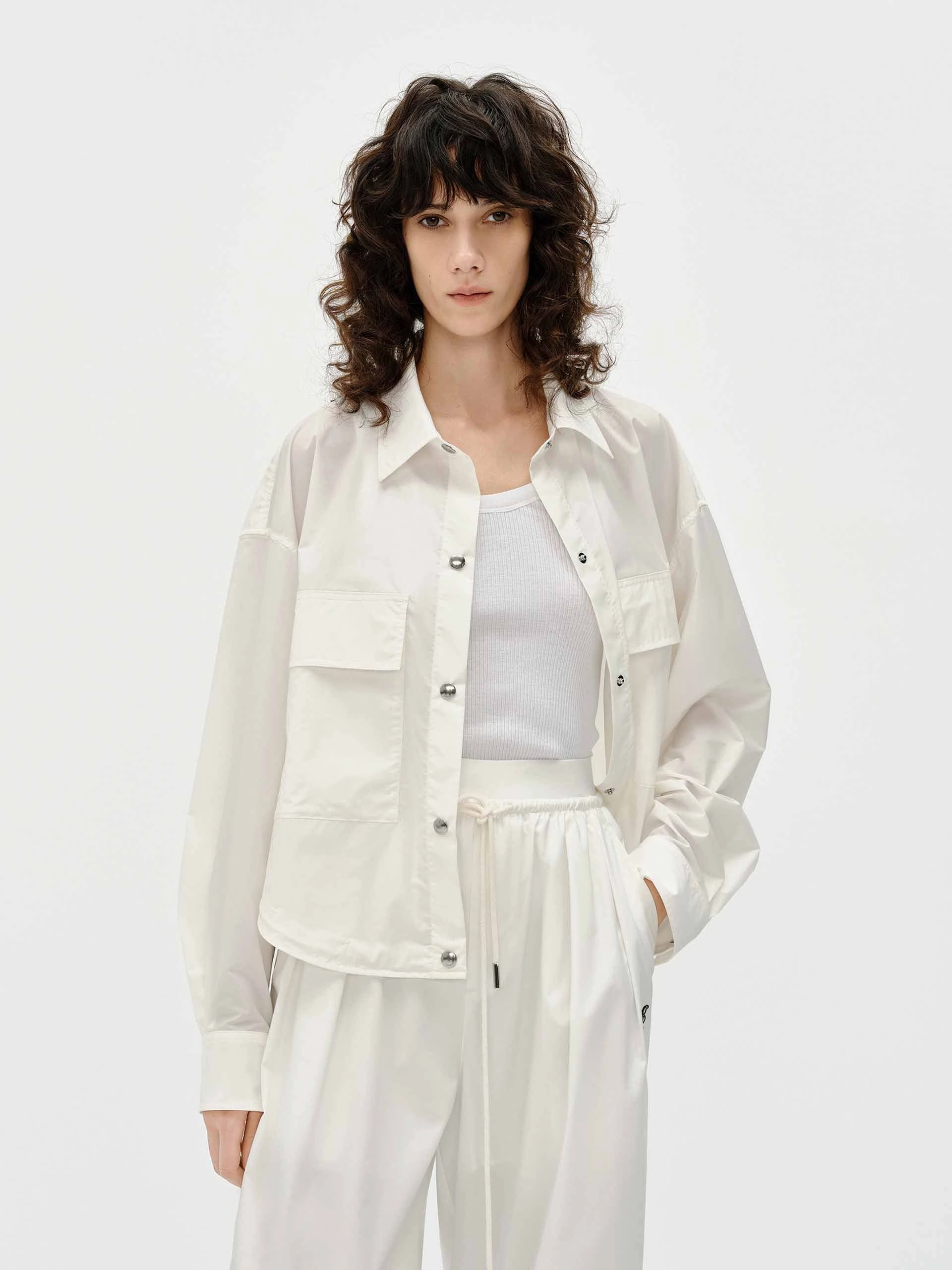 Balanced Insulation Front Pocket Short Jacket