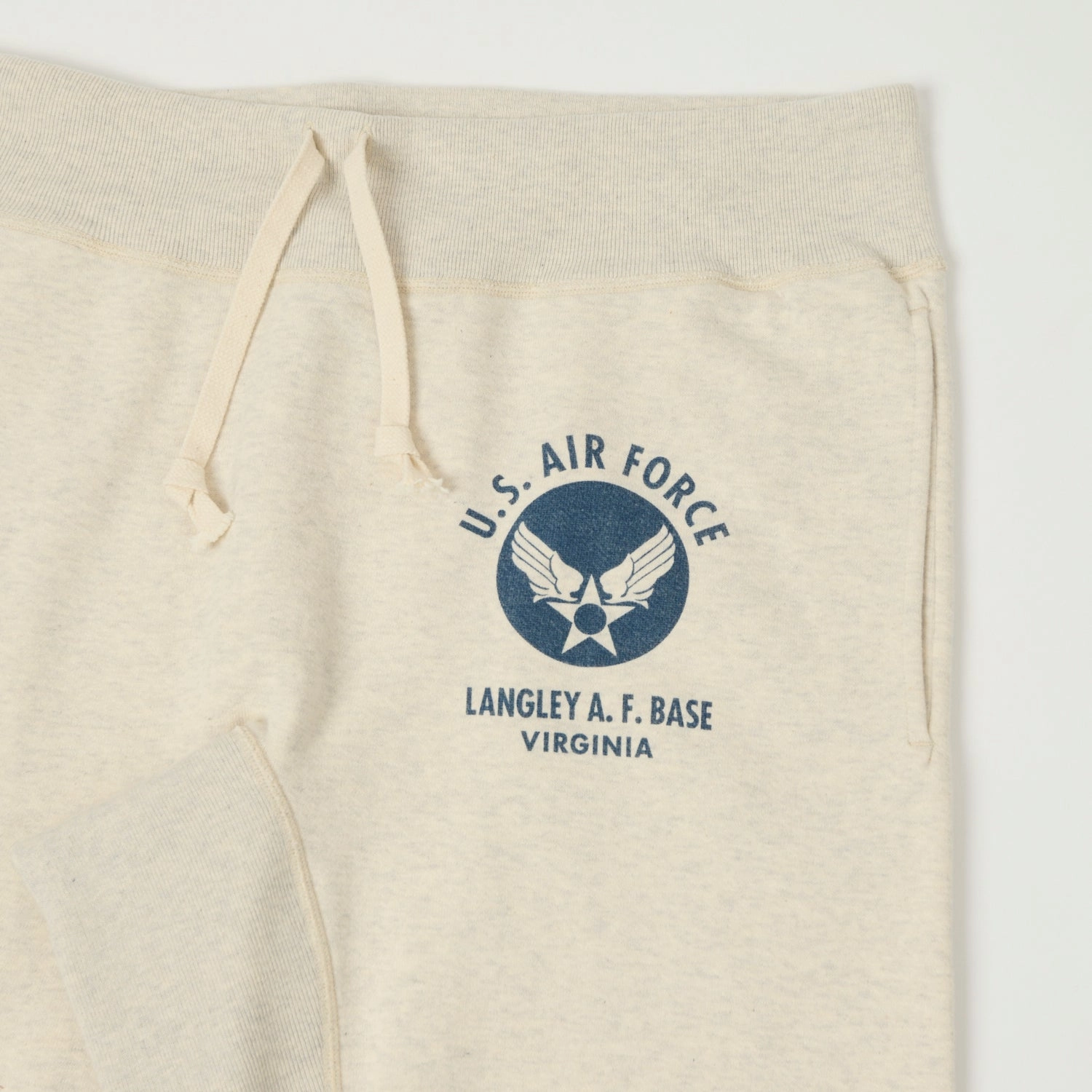 Fit for Training Kangaroo Pocket Design Buzz Rickson's U.S. Air Force Academy Sweatpants - Oatmeal