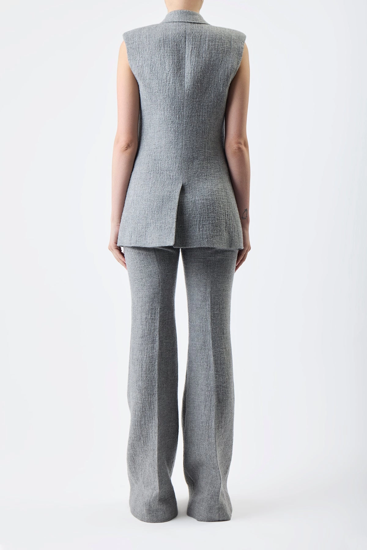 Luxurious Tailoring Executive Attire Mayte Vest in Light Grey Melange Cashmere Linen