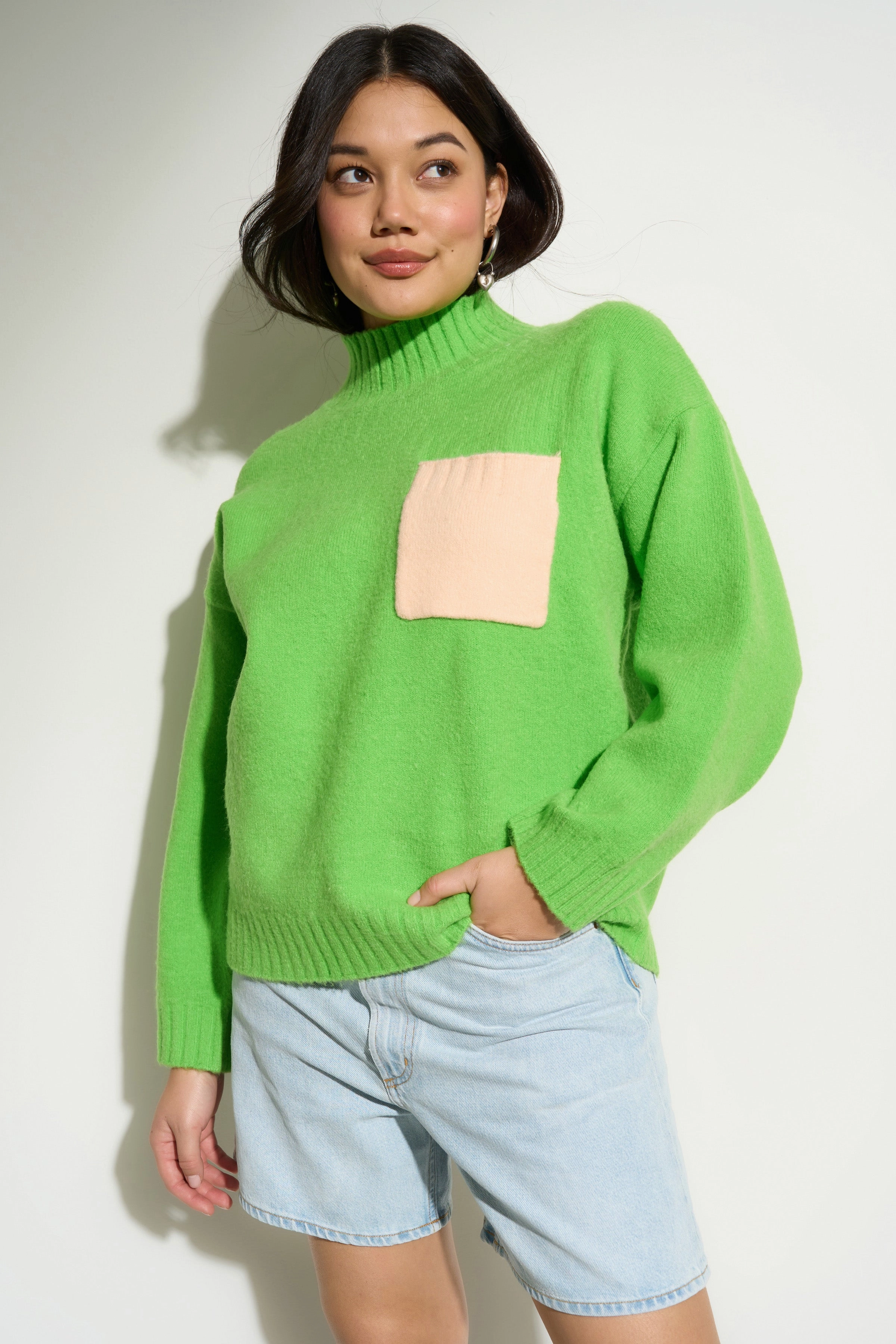 Bradley Oversized Turtleneck - Green Chic and Warm