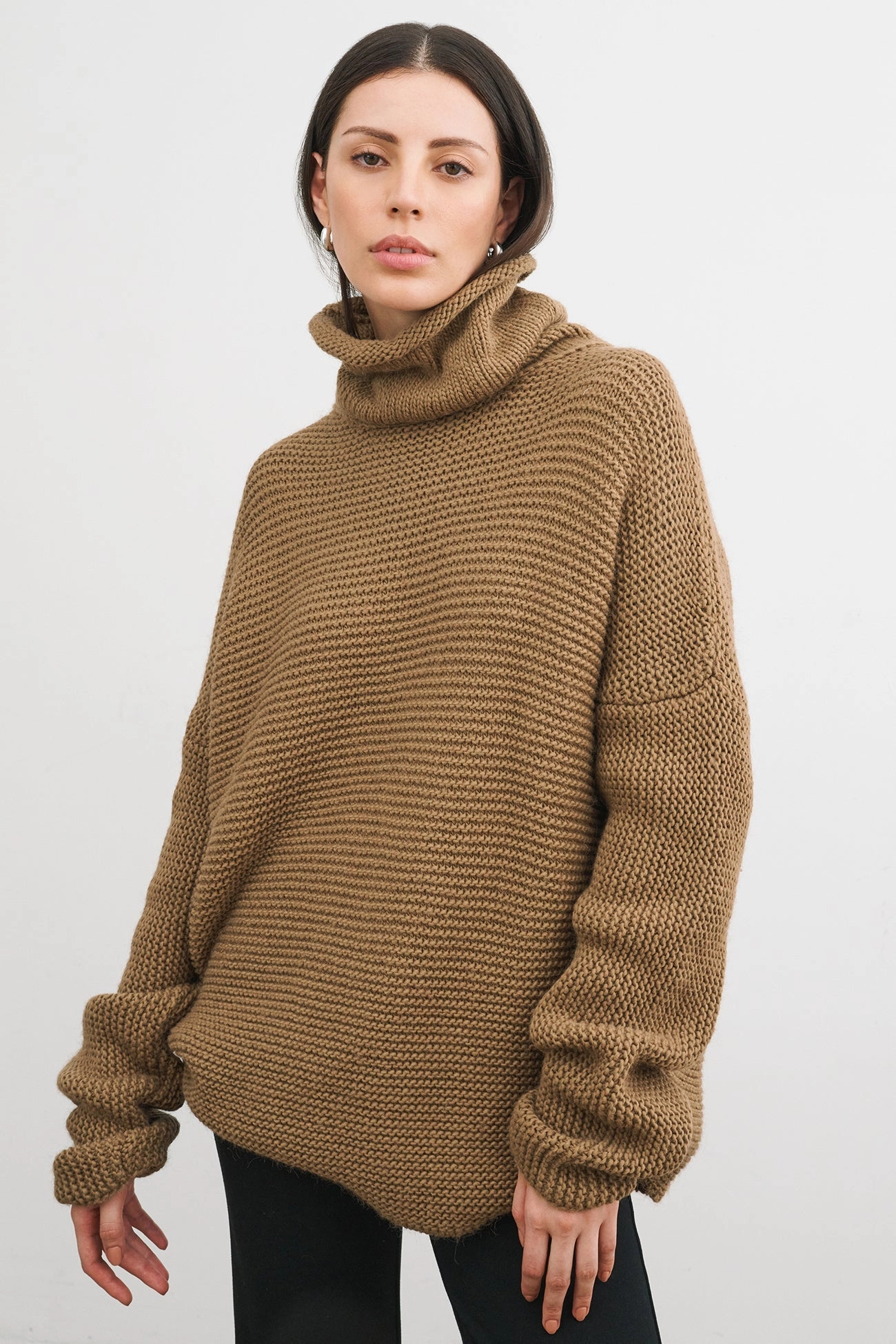Pia Turtleneck Sweater Light and Cozy Fast Drying