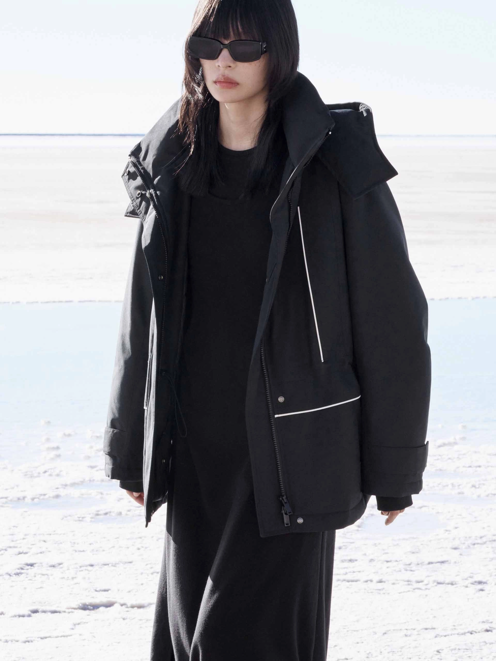 Double Layered Fabric Eco Friendly Padding Adjustable Waist Down Jacket