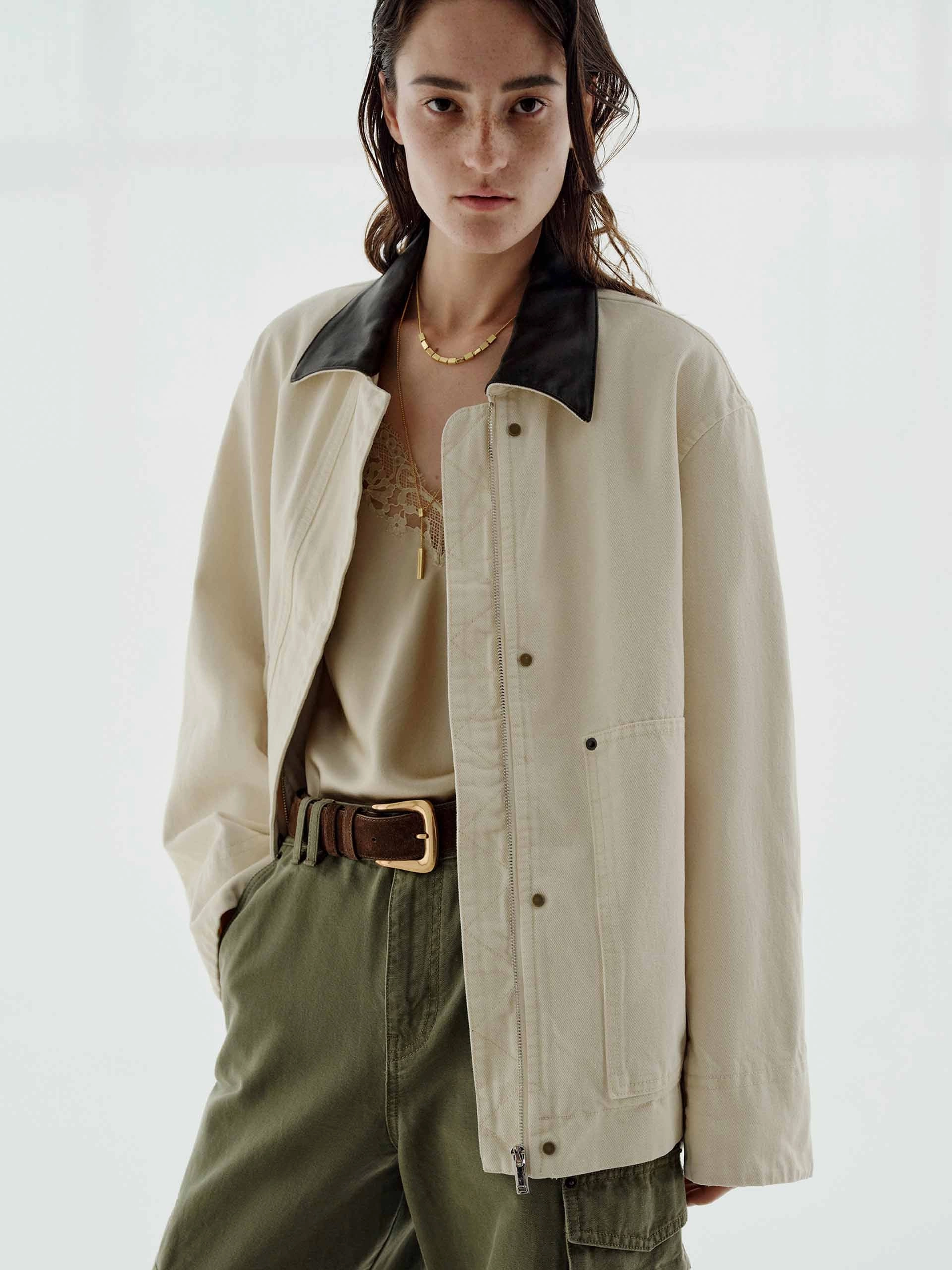 FadeResistant Print Heat Tech Fabric Contrast Collar Denim Jacket