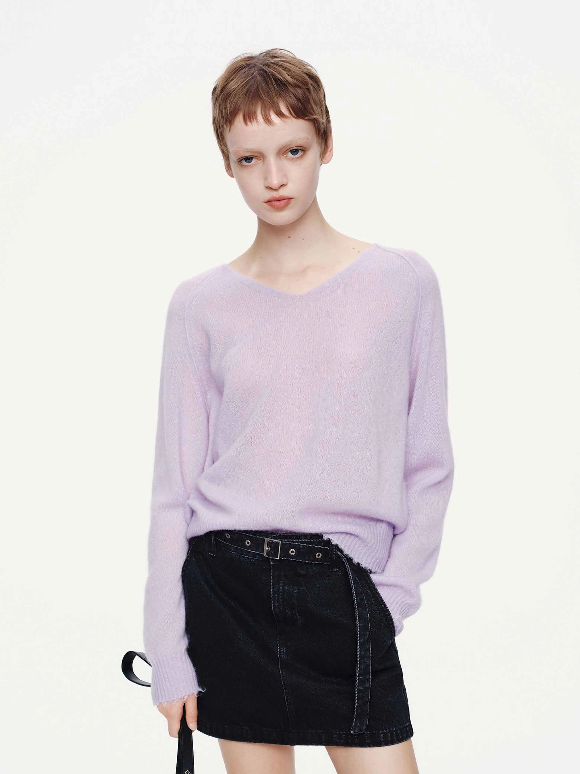 Raw Hem V-neck Sweater Lightweight Fit