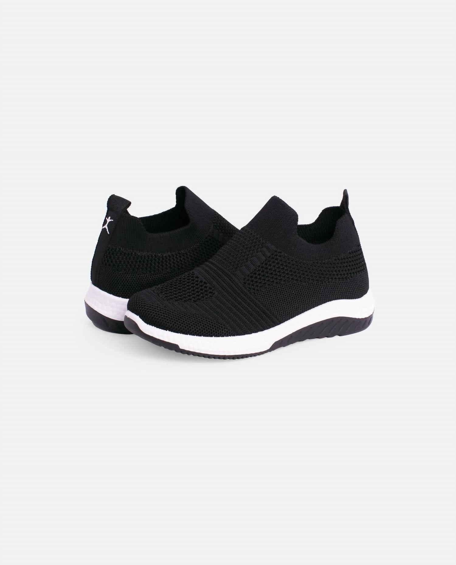 Girls Cheerful Slip On Sneaker In Black Tread Grip Outdoor Leisure