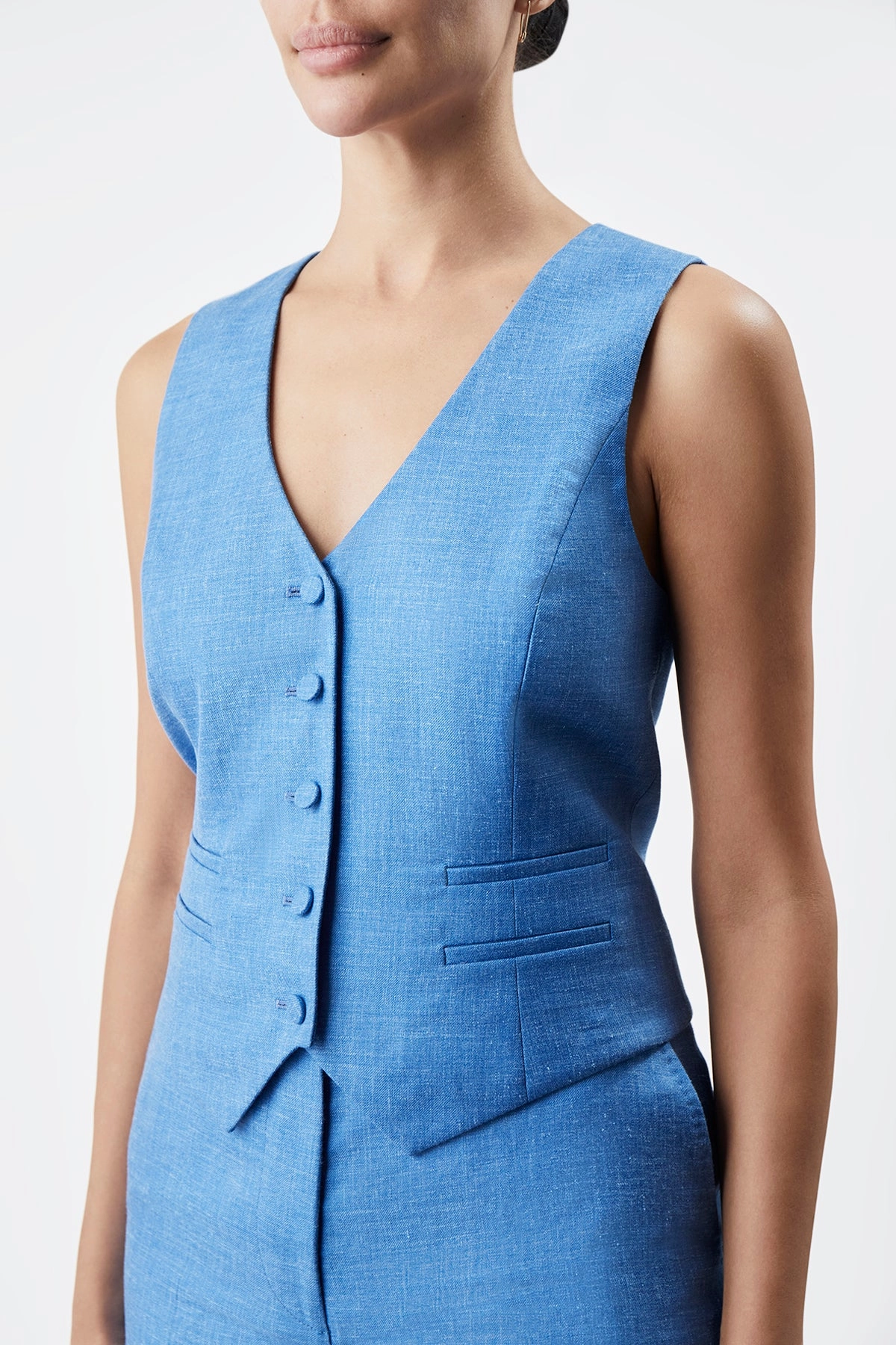Contemporary Fashion Timeless Design Fit Coleridge Vest in Aventurine Blue Virgin Wool and Silk Linen Twill