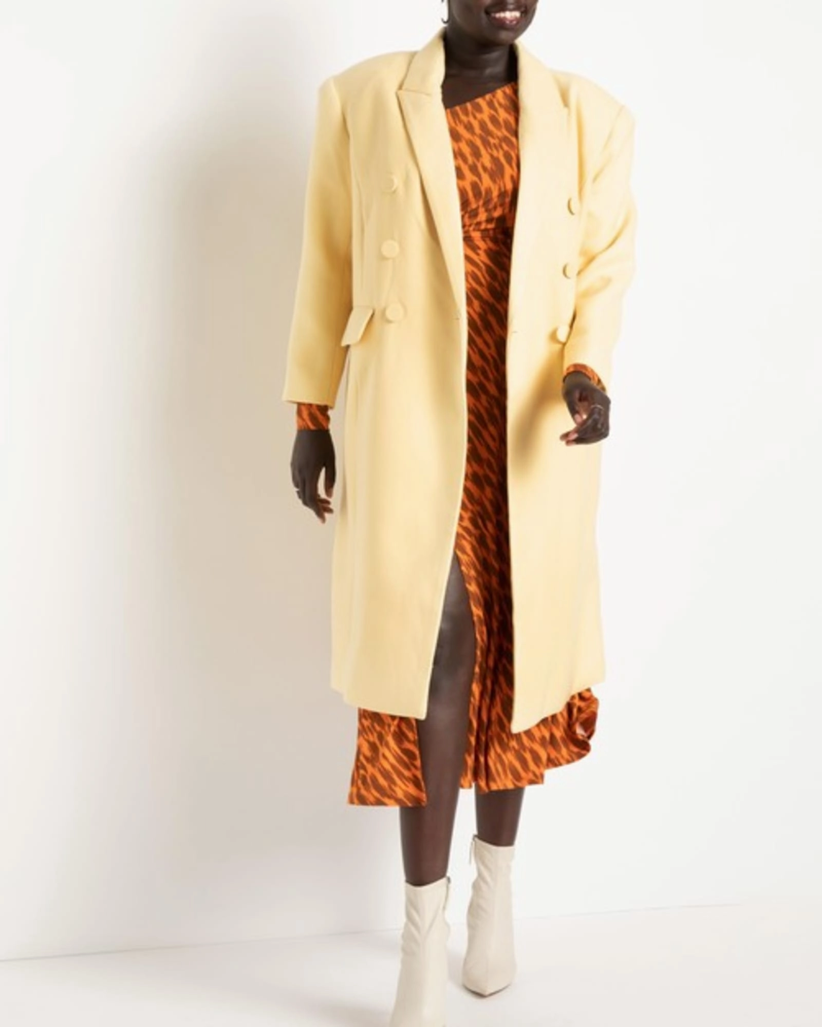 hot - weather option Delphi Strong Shoulder Coat | Sunlight