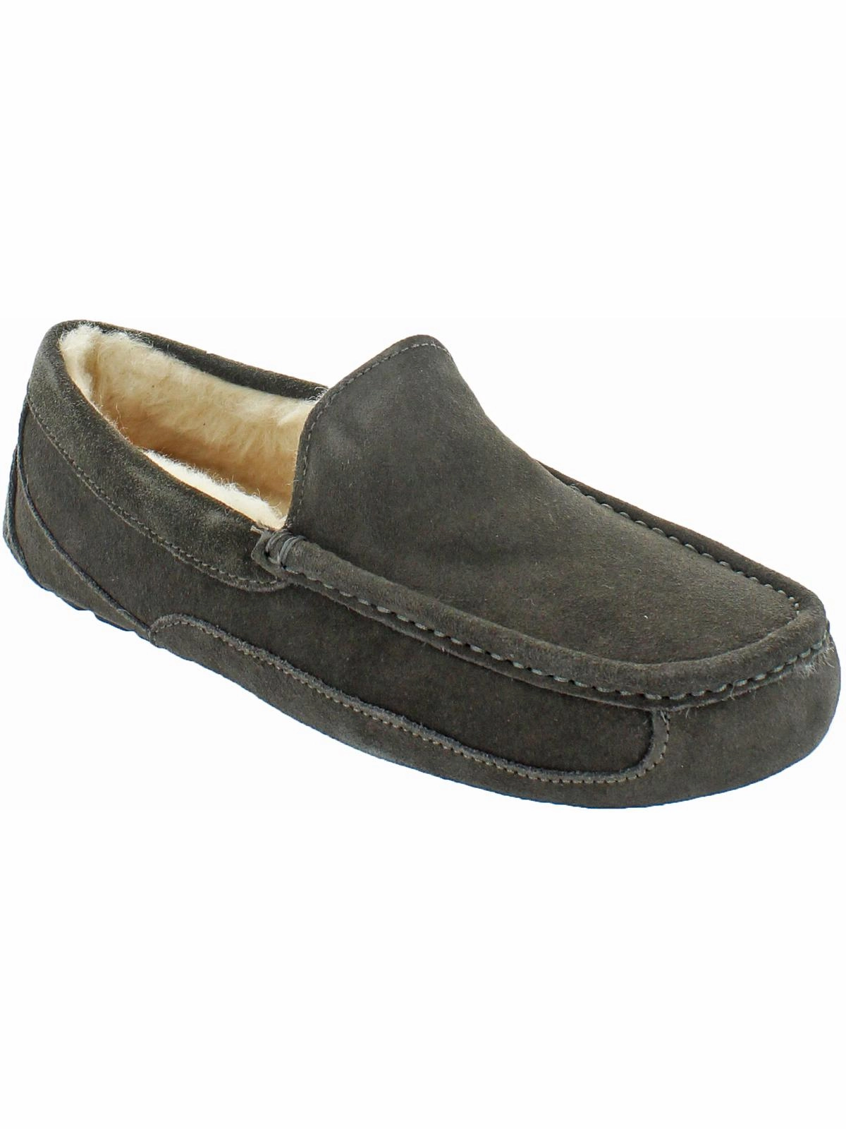 Durable materials Comfortable Features Ascot Mens Suede Shearling Moccasin Slippers