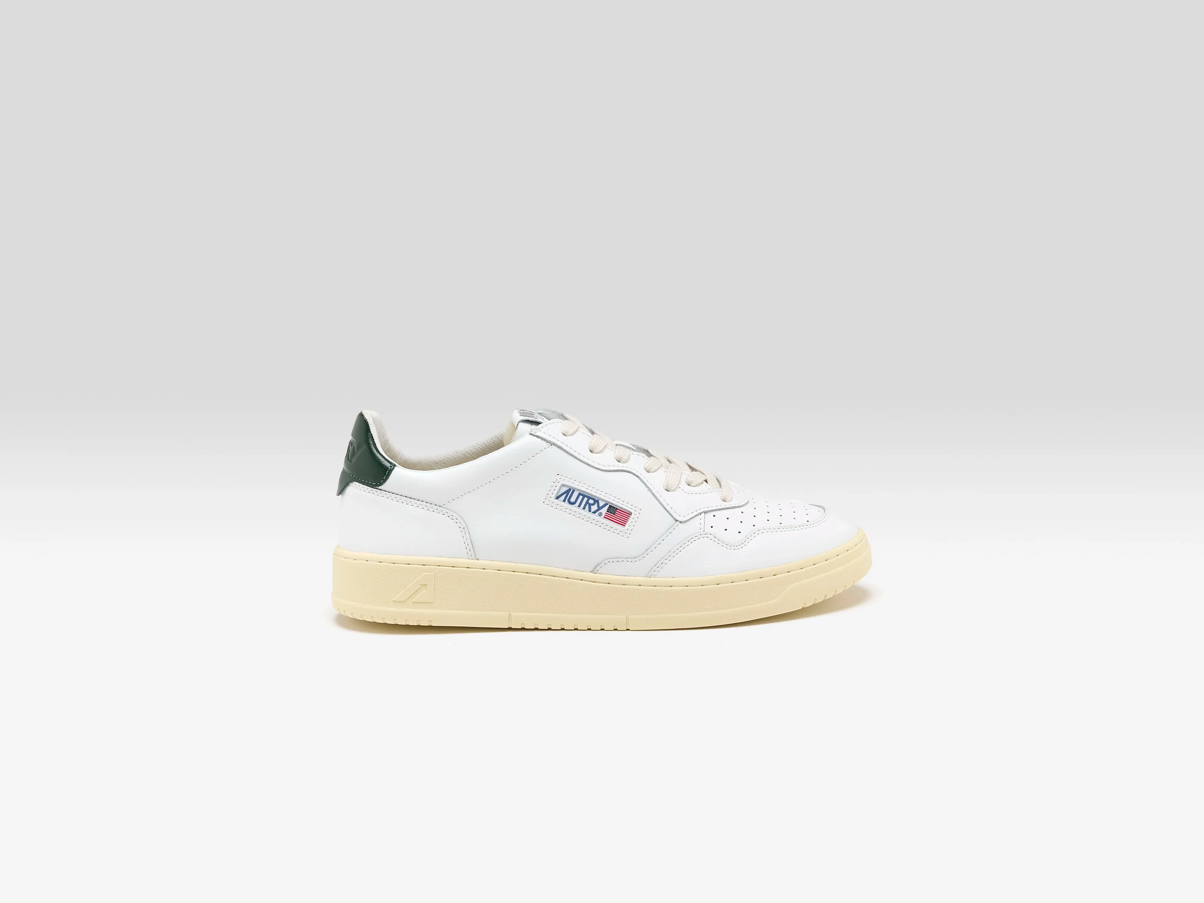 Medalist Low for Men  (252 / M / WHITE) race shoes