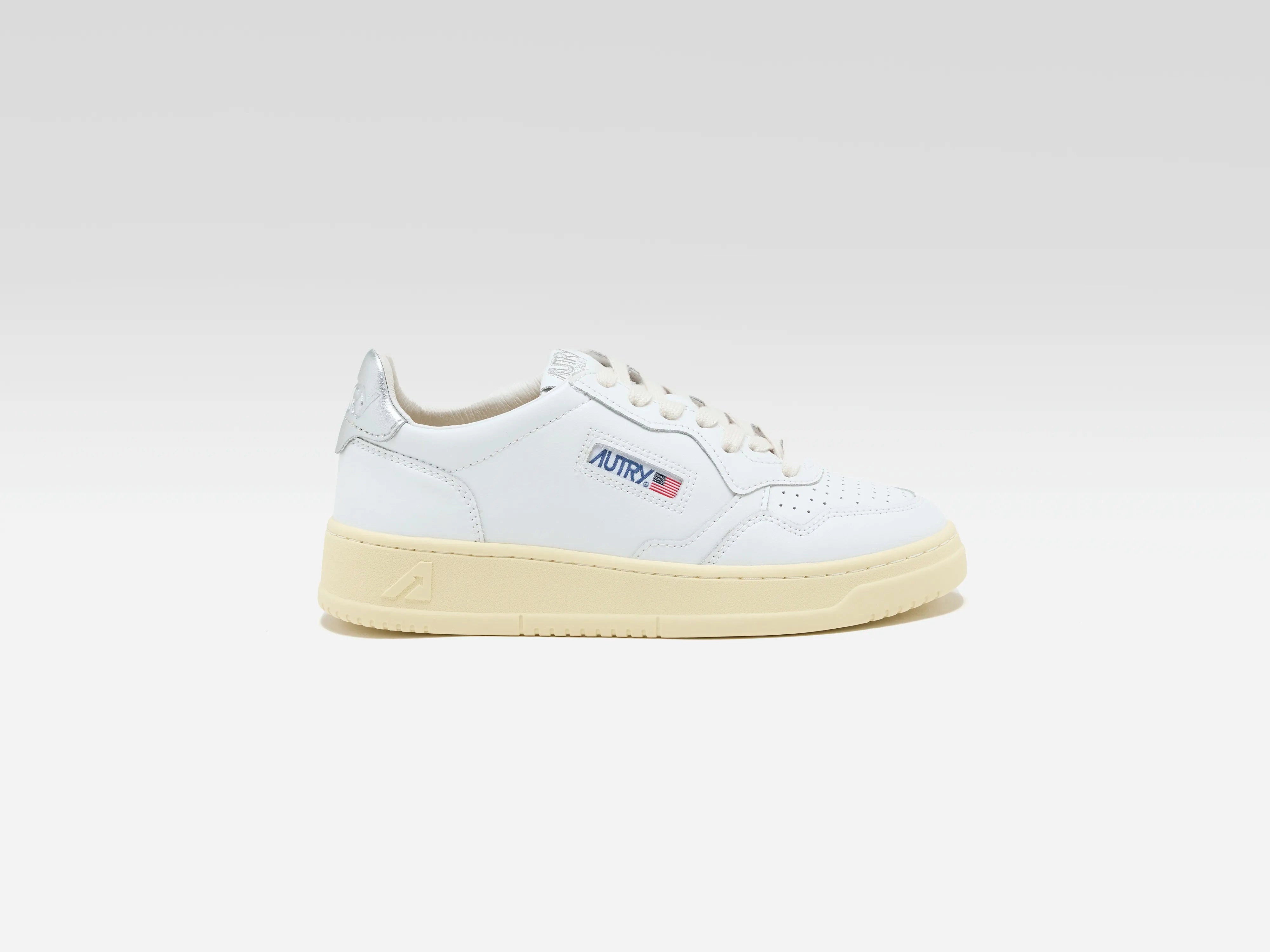 dedication Medalist Low for Women (251 / W / SILVER)