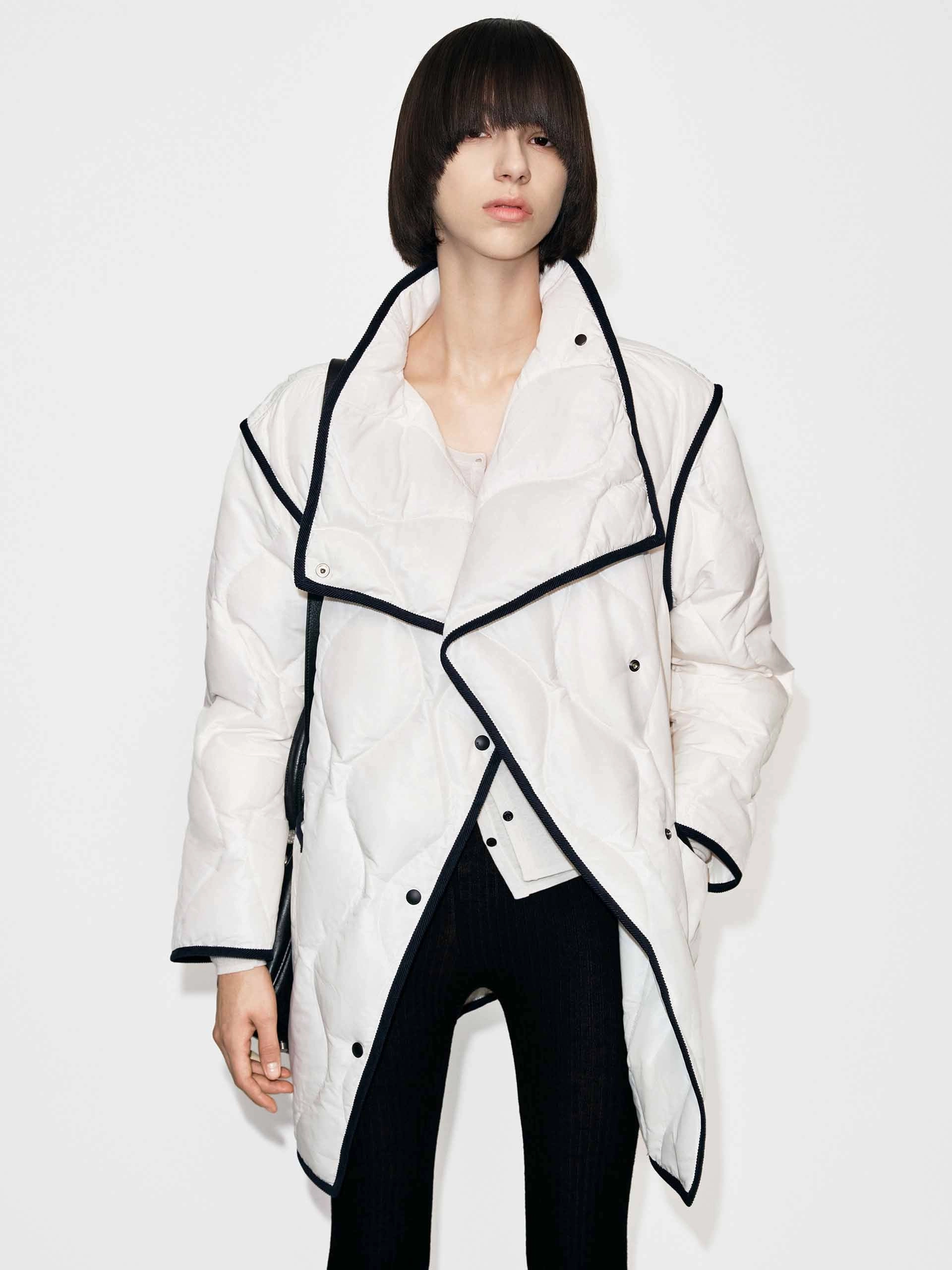 Moisture Control Fibers Contrast Trim Down Jacket