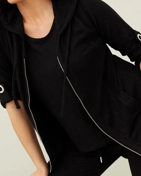 Abrasion Resistant Zippers Soft Stretch Hooded Vest in Black | Black