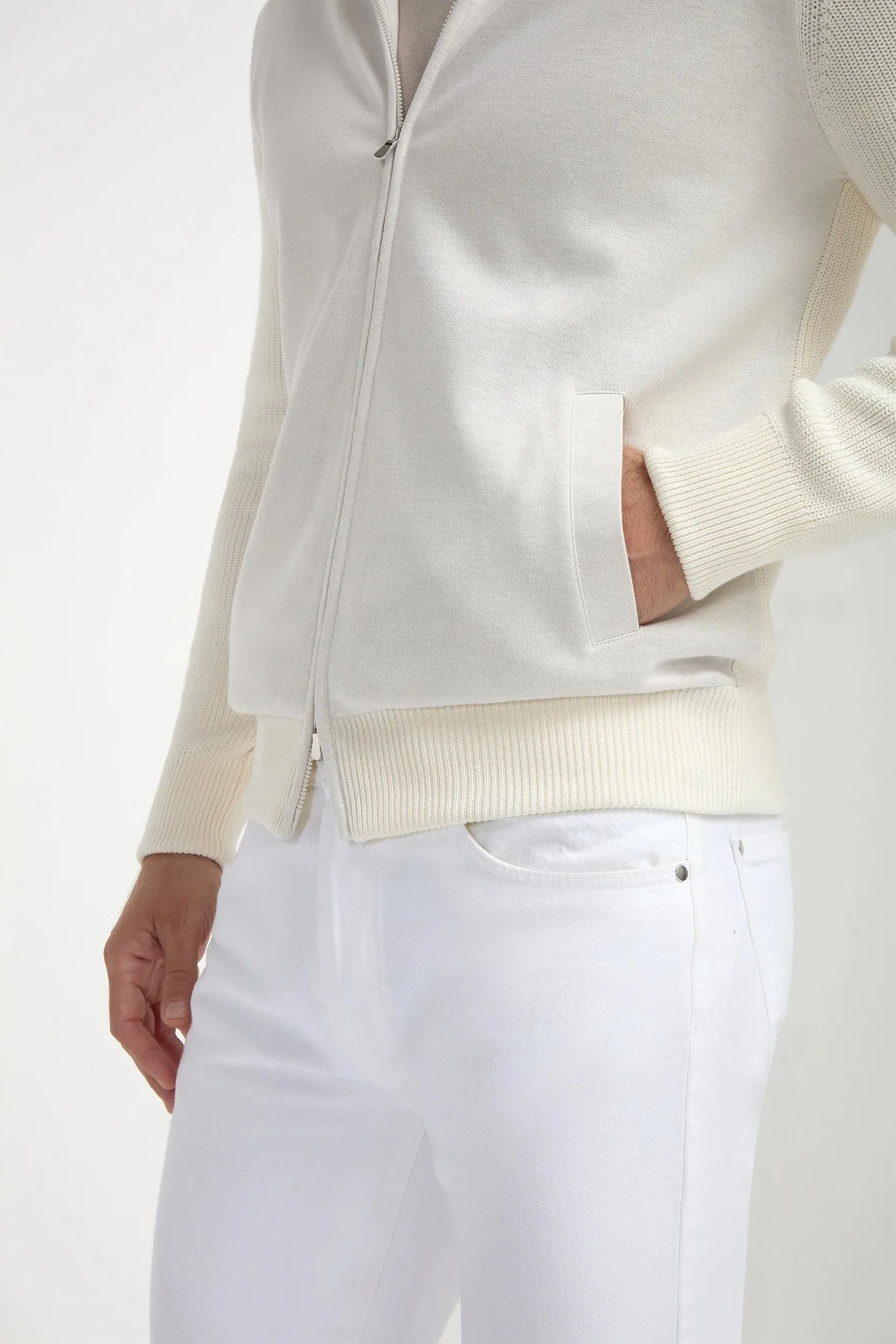 Off-white ribbed bomber with hoodie - Made in Italy Enhanced Edge Binding Convertible Style