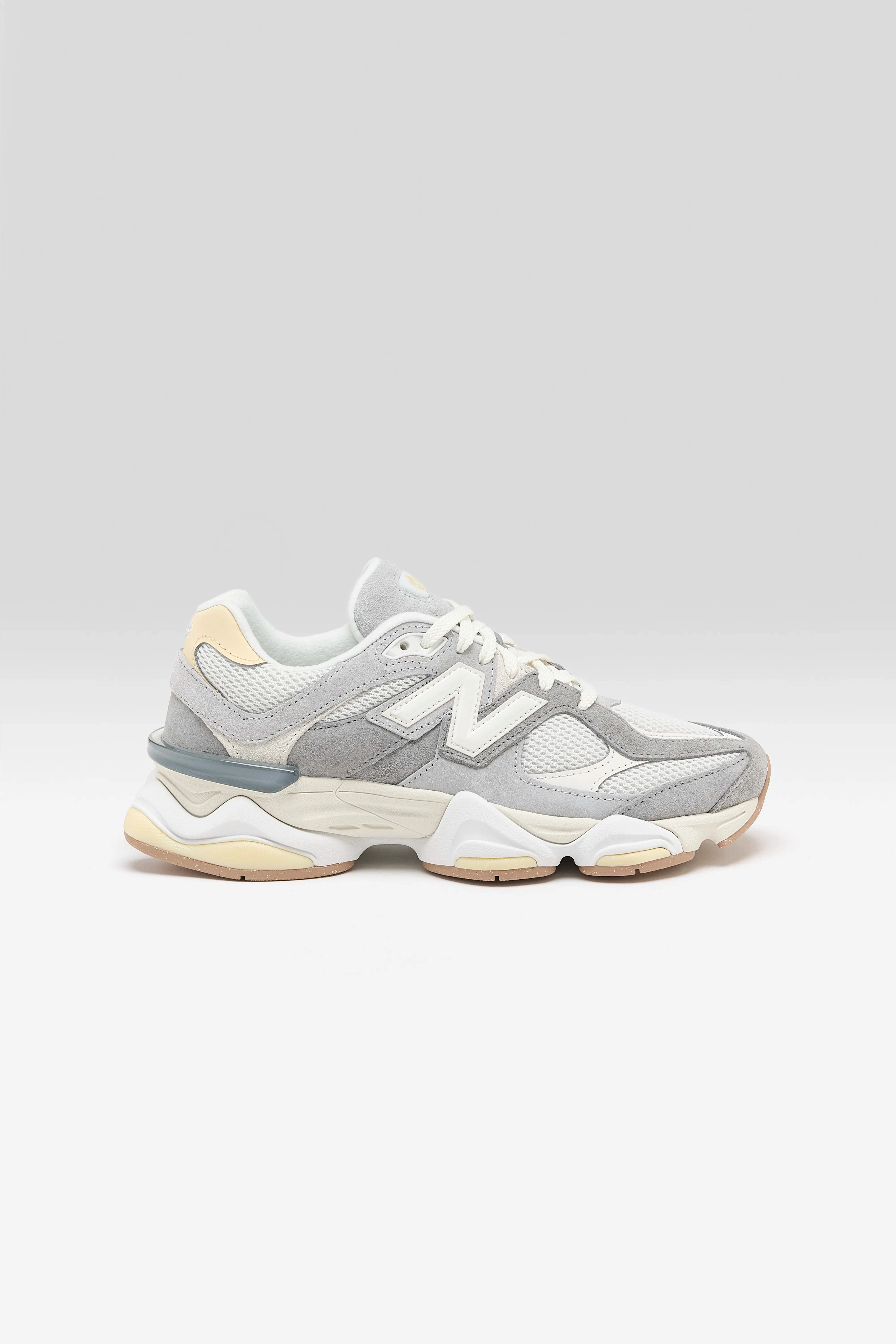 9060 for Women  (252 / W / GREY) Adaptive - fit