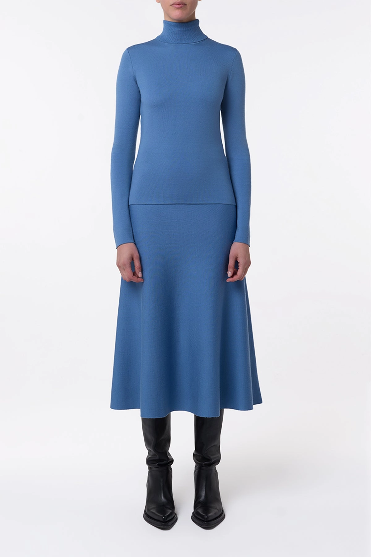 Freddie Knit Midi Skirt in Sky Merino Wool Cashmere Foil Print Outfit Moodset