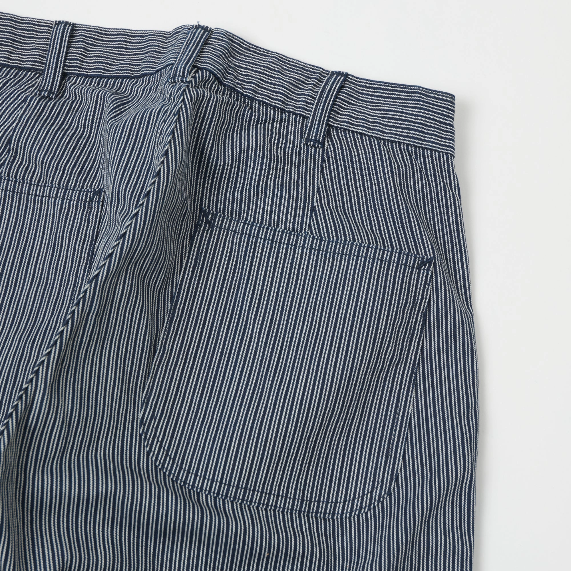 Relaxed Design Formal Look Full Count 1002 Tapered Trouser - Random Hickory