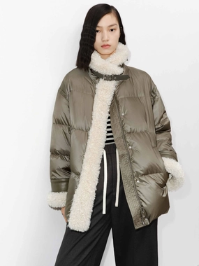 Fur Trim Quilted Down Jacket Waterproof Zipper Closure