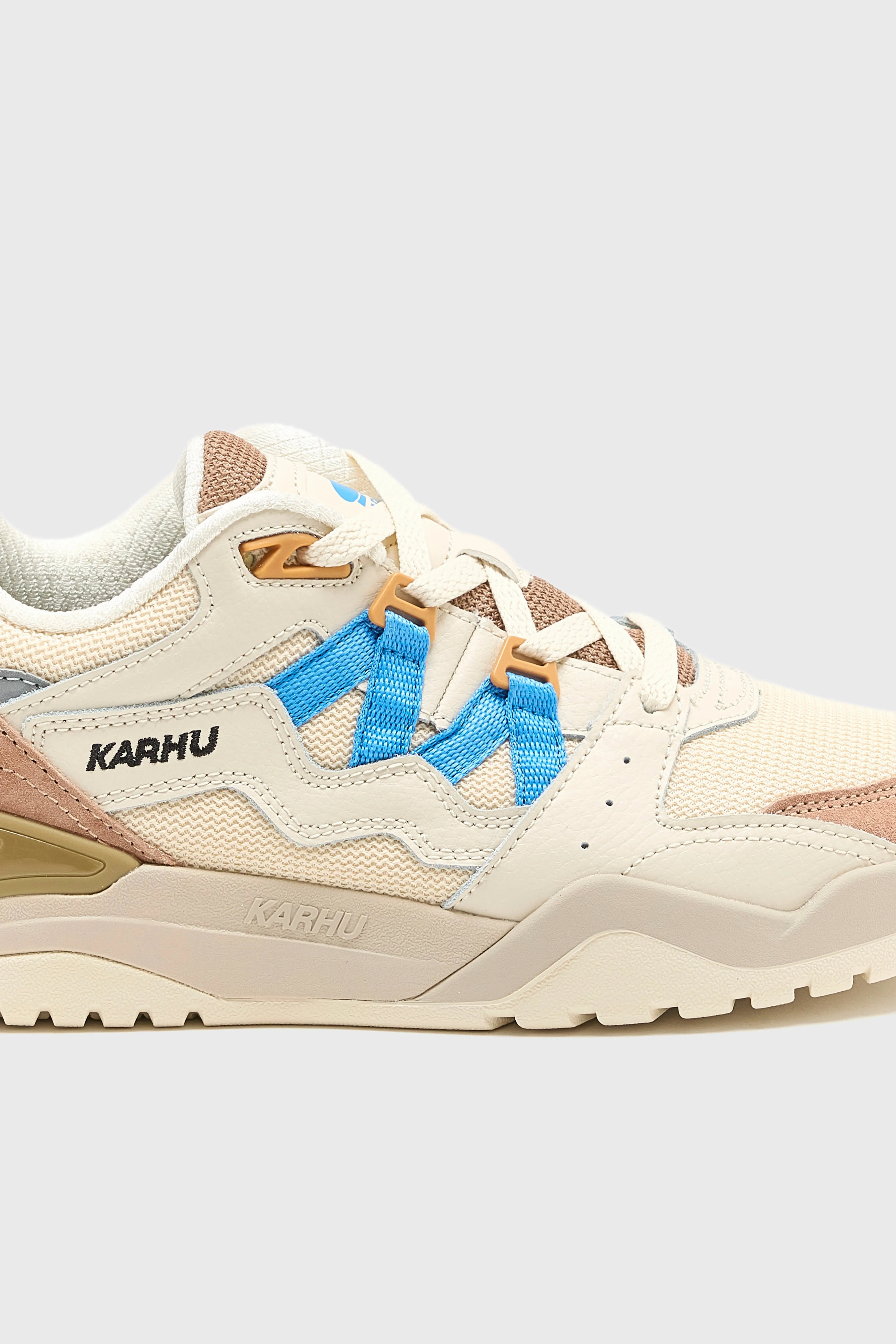 Foam Stabilized Heel Asymmetric Lacing Fusion XT for Women  (252 / W / WHITE)