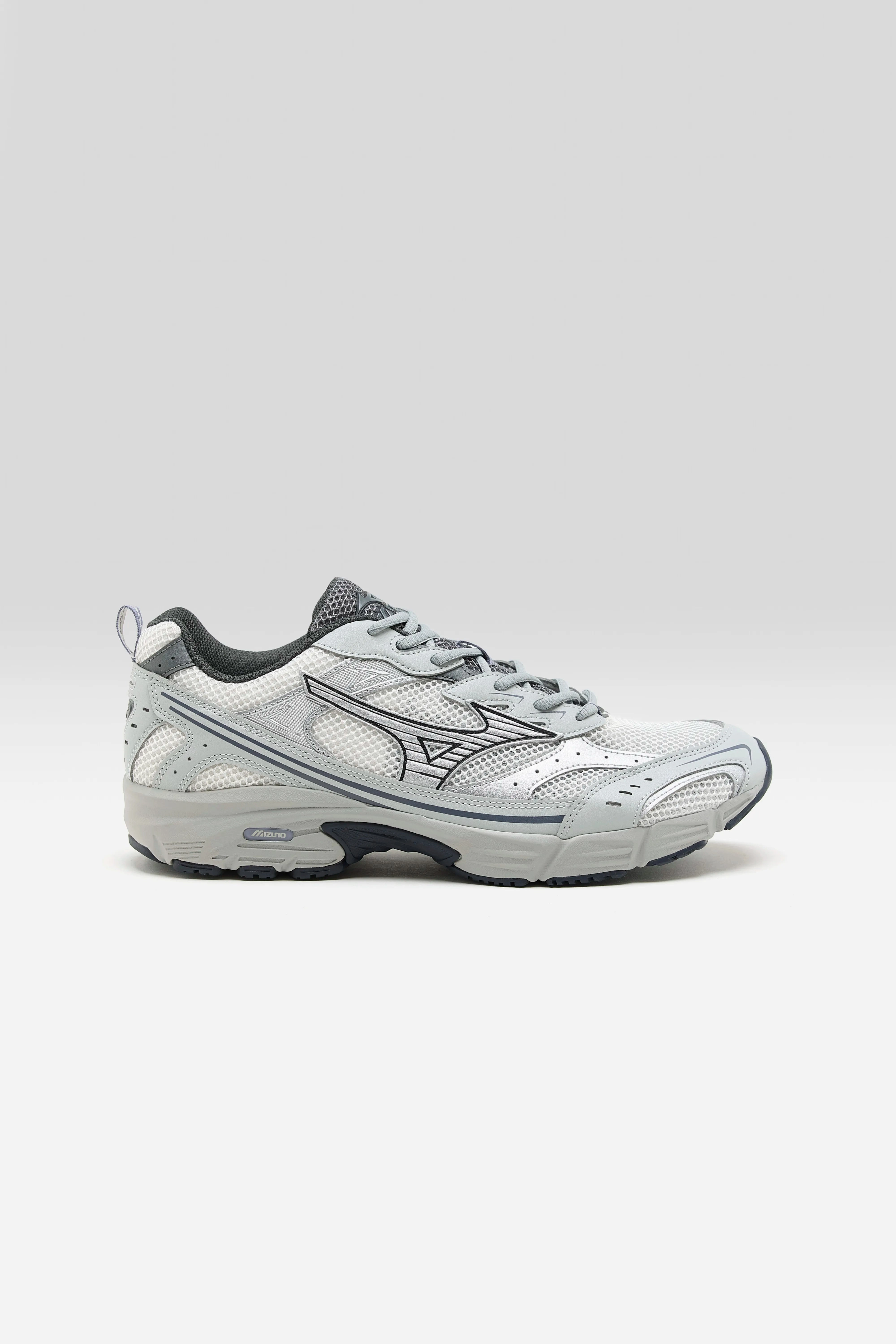 MXR Sport for Men  (252 / M / GREY) Nubuck