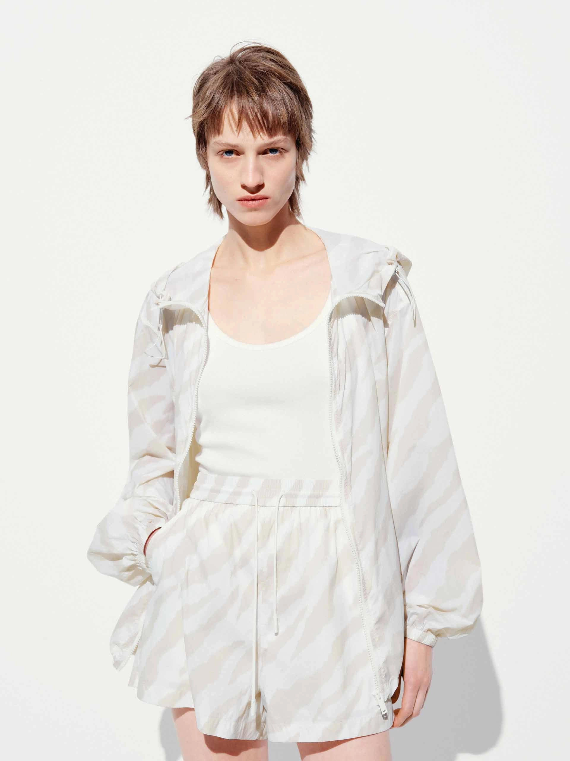 Non Restrictive Movement Cut Zebra Pattern Hooded Coat