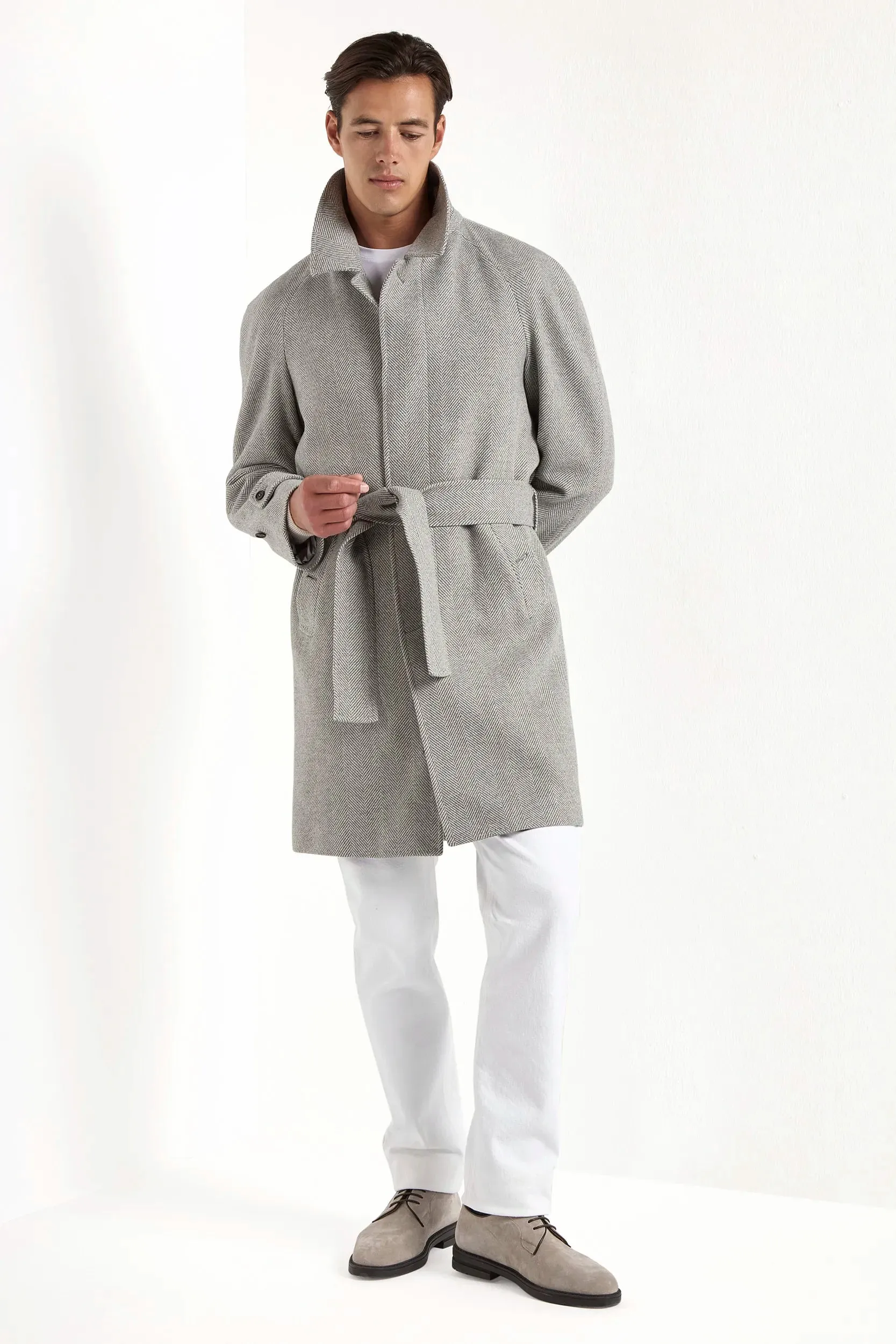 Magnetic Closure Grey herringbone raglan coat ?C Made in Italy