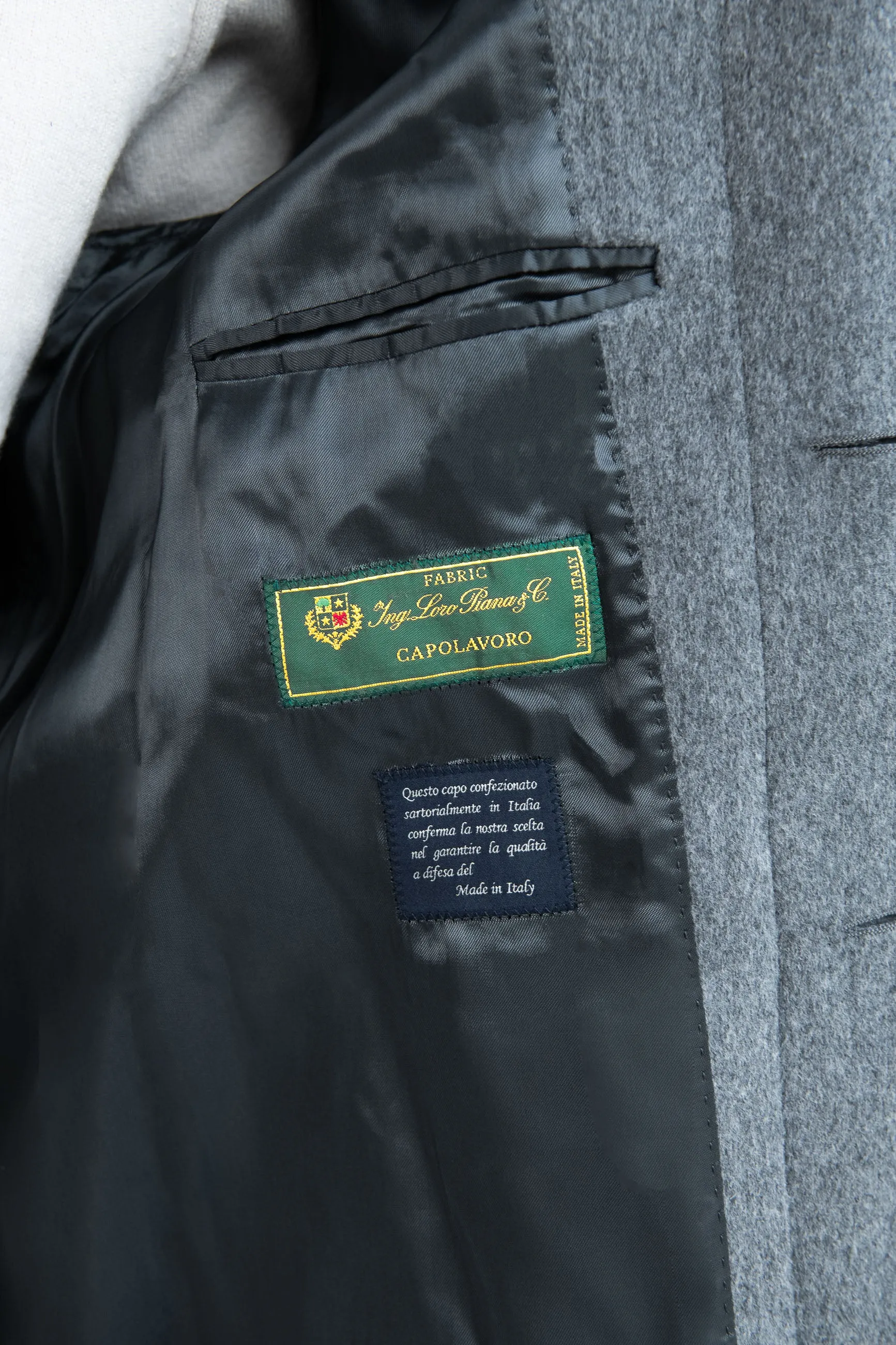 Grey raglan coat ?C Made in Italy All Ground