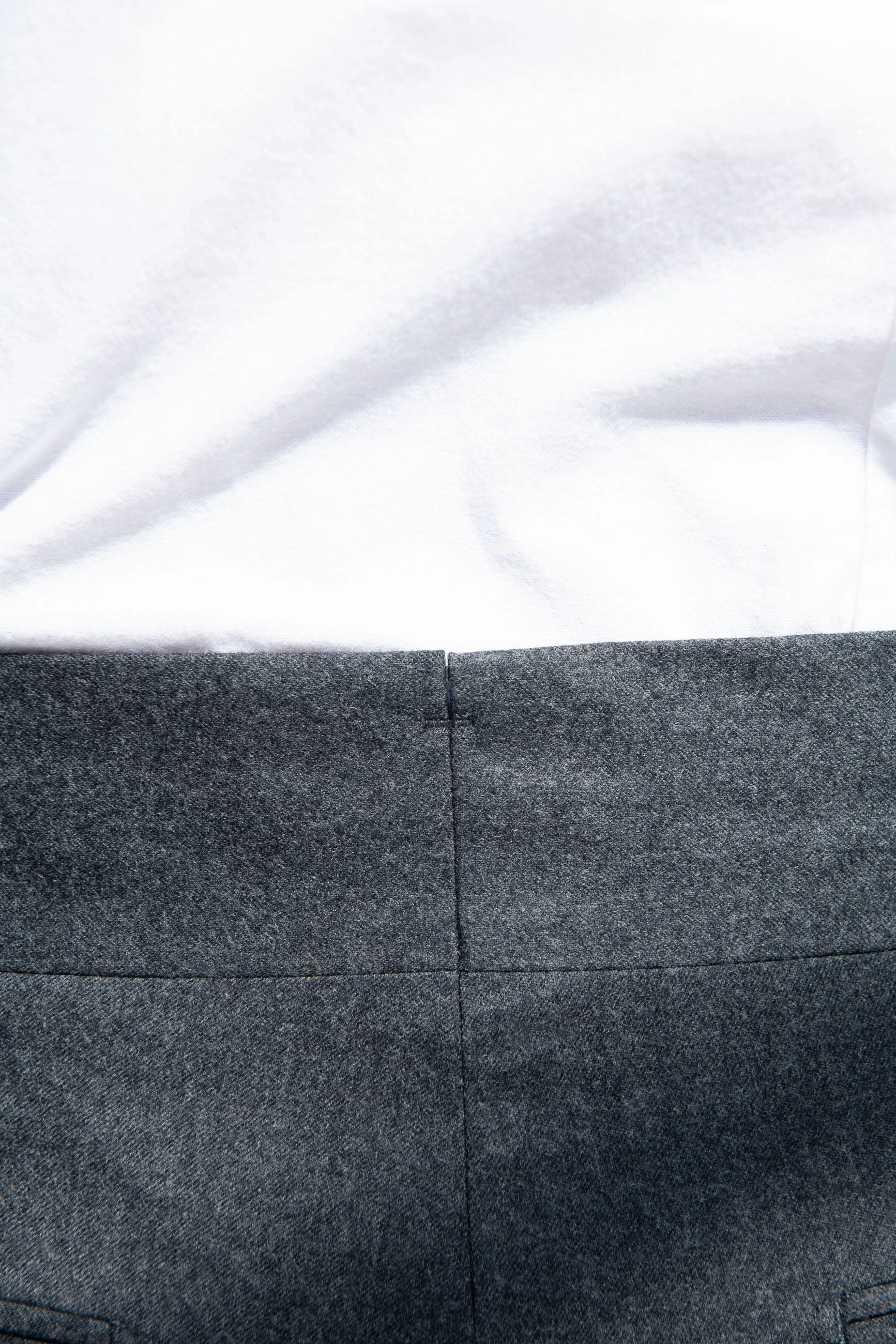 Versatile Comfort Wear Movement Ready Grey flannel Limited Edition trousers - Made in Italy