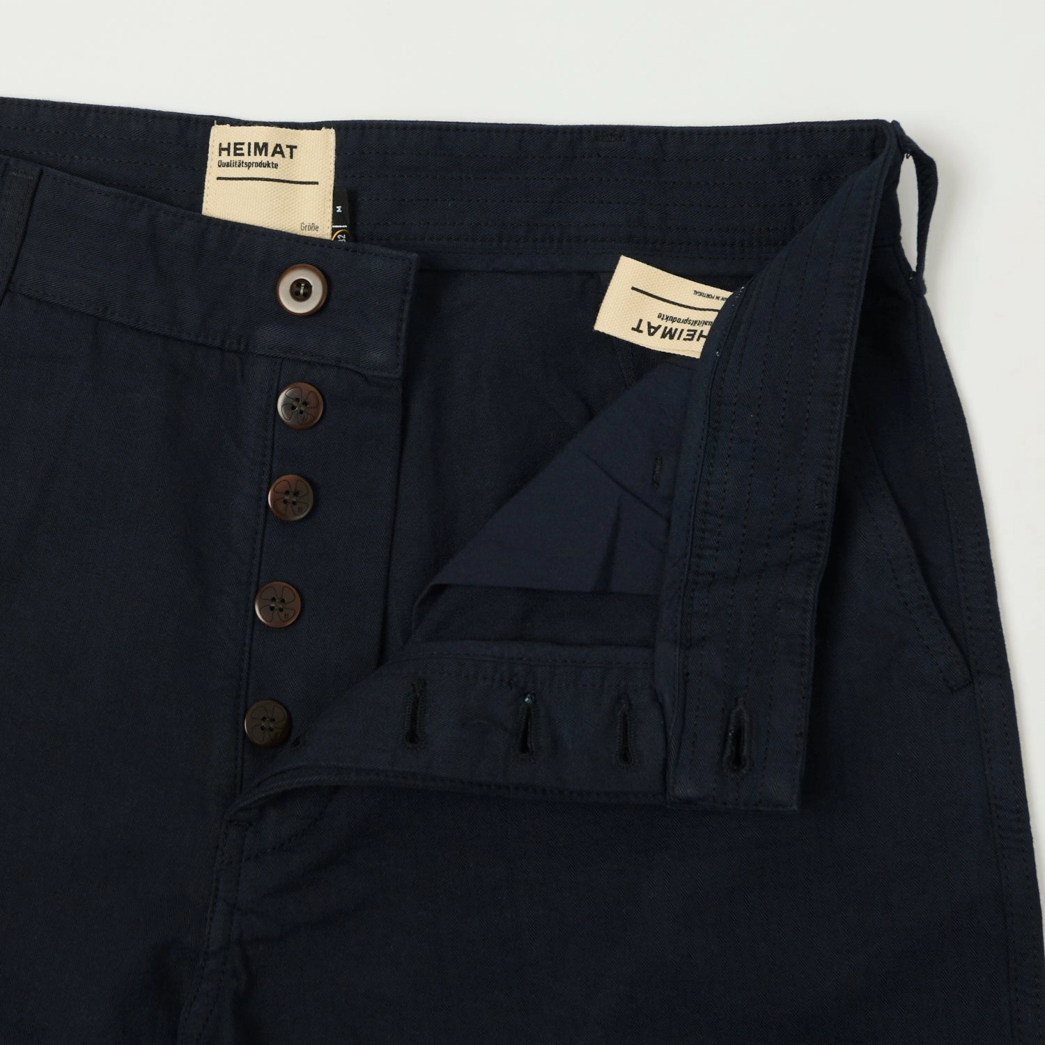 Durable Hemming Heimat 'Journey' Herringbone Twill Chinos - Ink