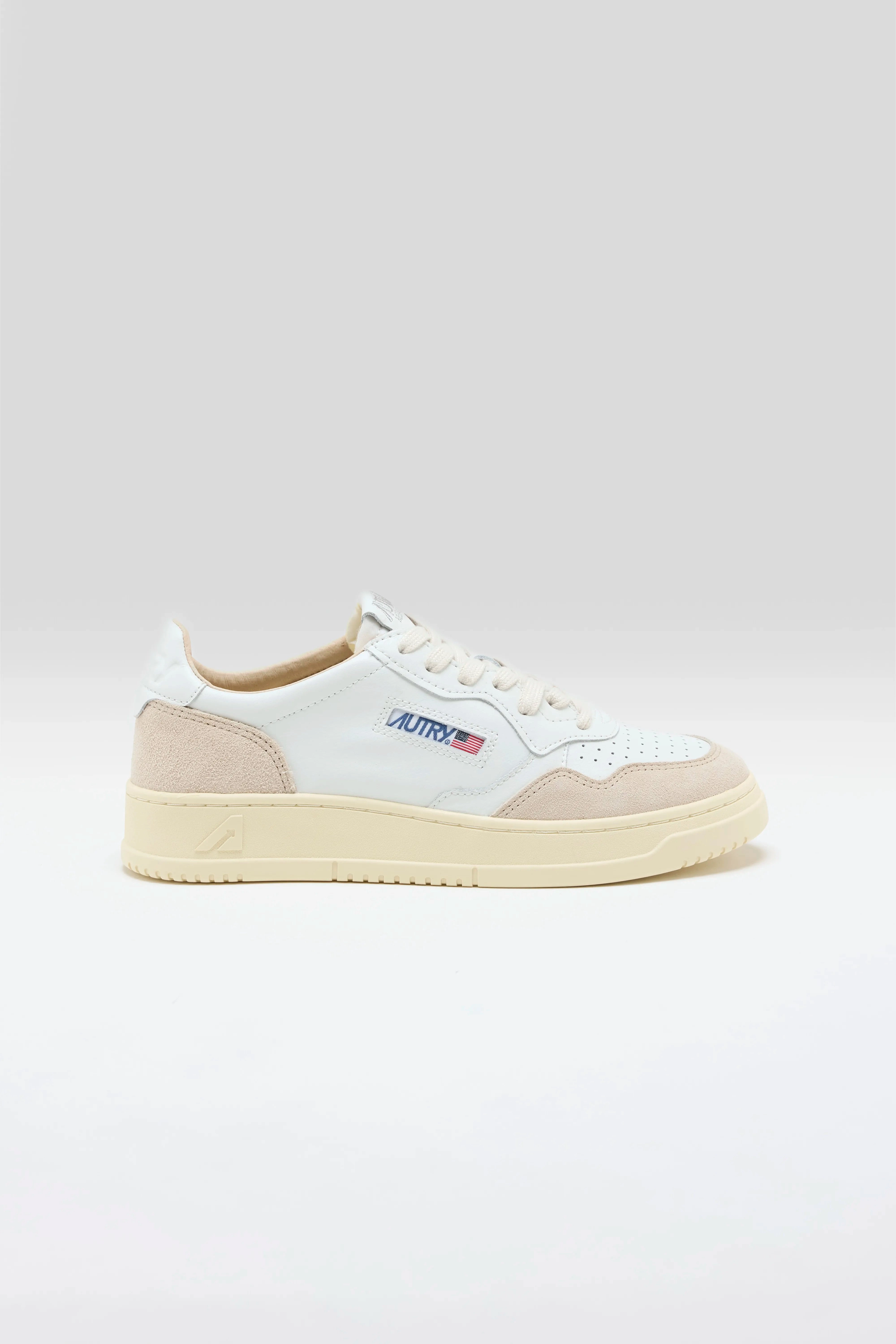 Muddy running Medalist Low for Women (251 / W / WHITE)