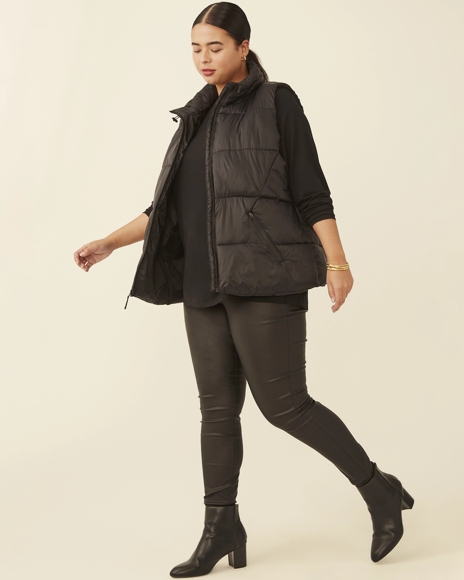 runway show Iris Packable Puffer Vest | Black