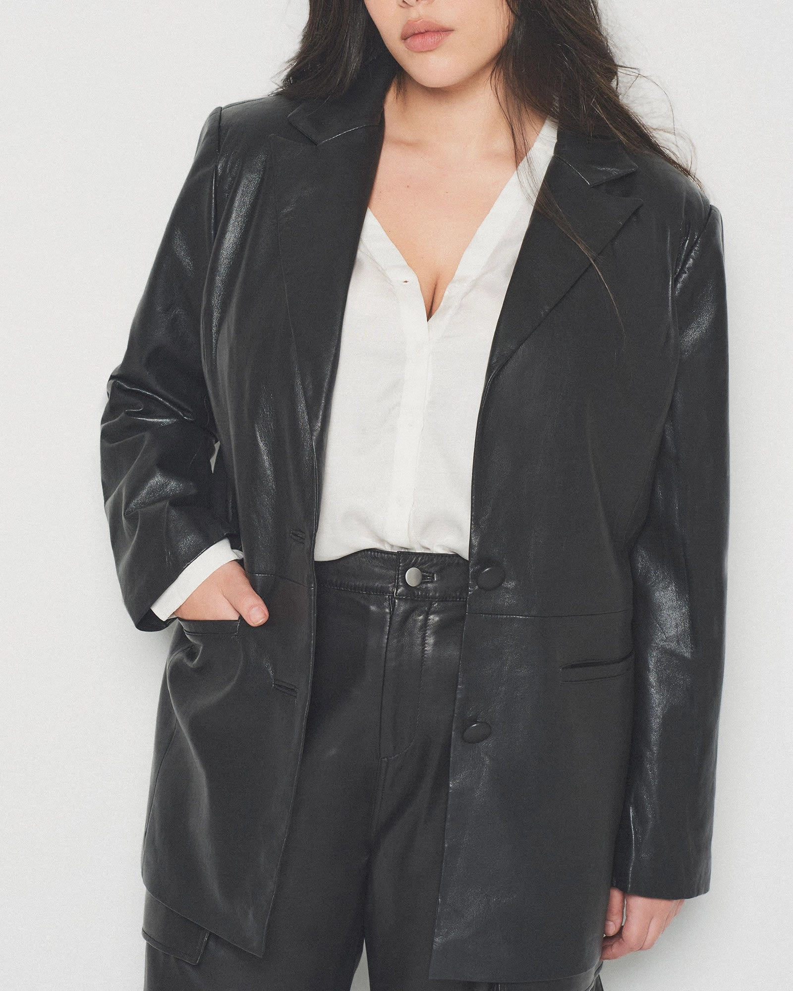 JORDAN RECYCLED LEATHER BLAZER | Black Ergonomic Cut