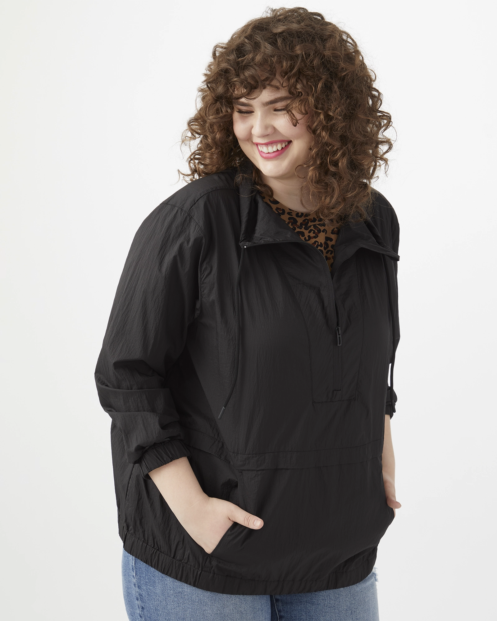 Adaptive Layering System Kai Funnel-Neck Windbreaker | Black