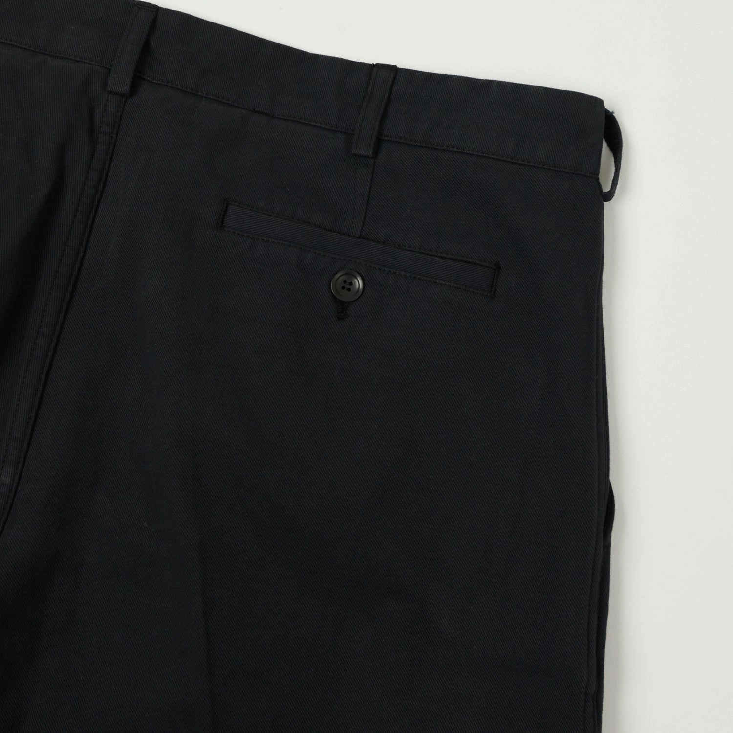 Core Flex Multi Pocket Design Knickerbocker Canal Pleated Twill Cotton Pant - Black