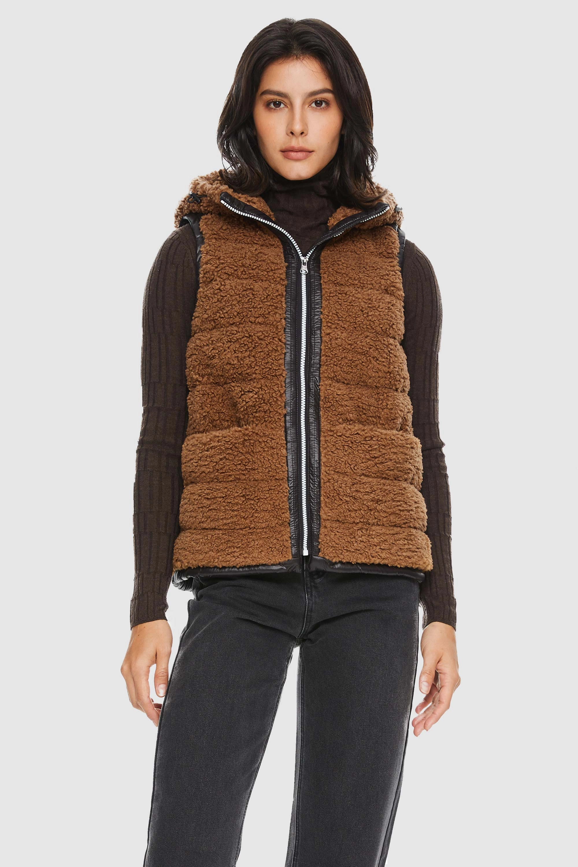 border Hooded Fleece Down Vest
