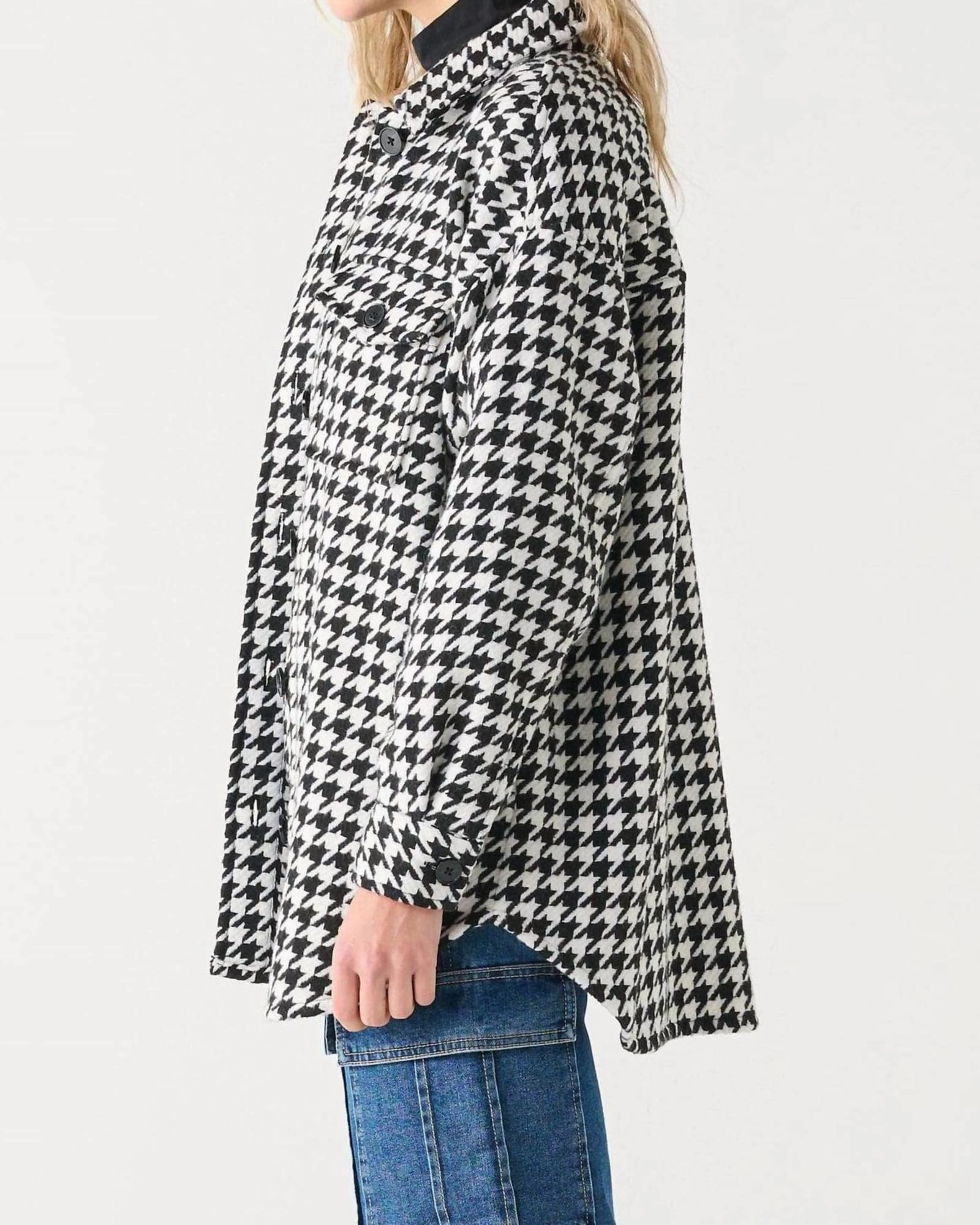 Houndstooth Button-Up Shacket in Black/White | Black/White Practical Wear Broadcast