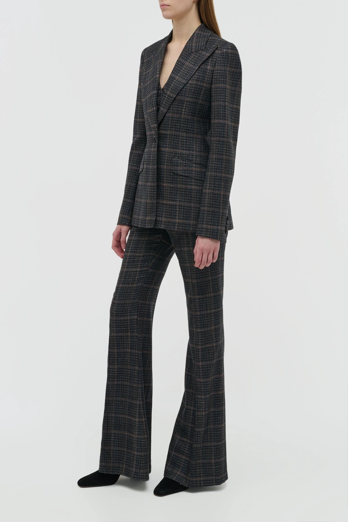 Layered Comfort Wear Adjustable Hem Functionality Leiva Blazer in Charcoal Multi Wool Silk Clubcheck Plaid