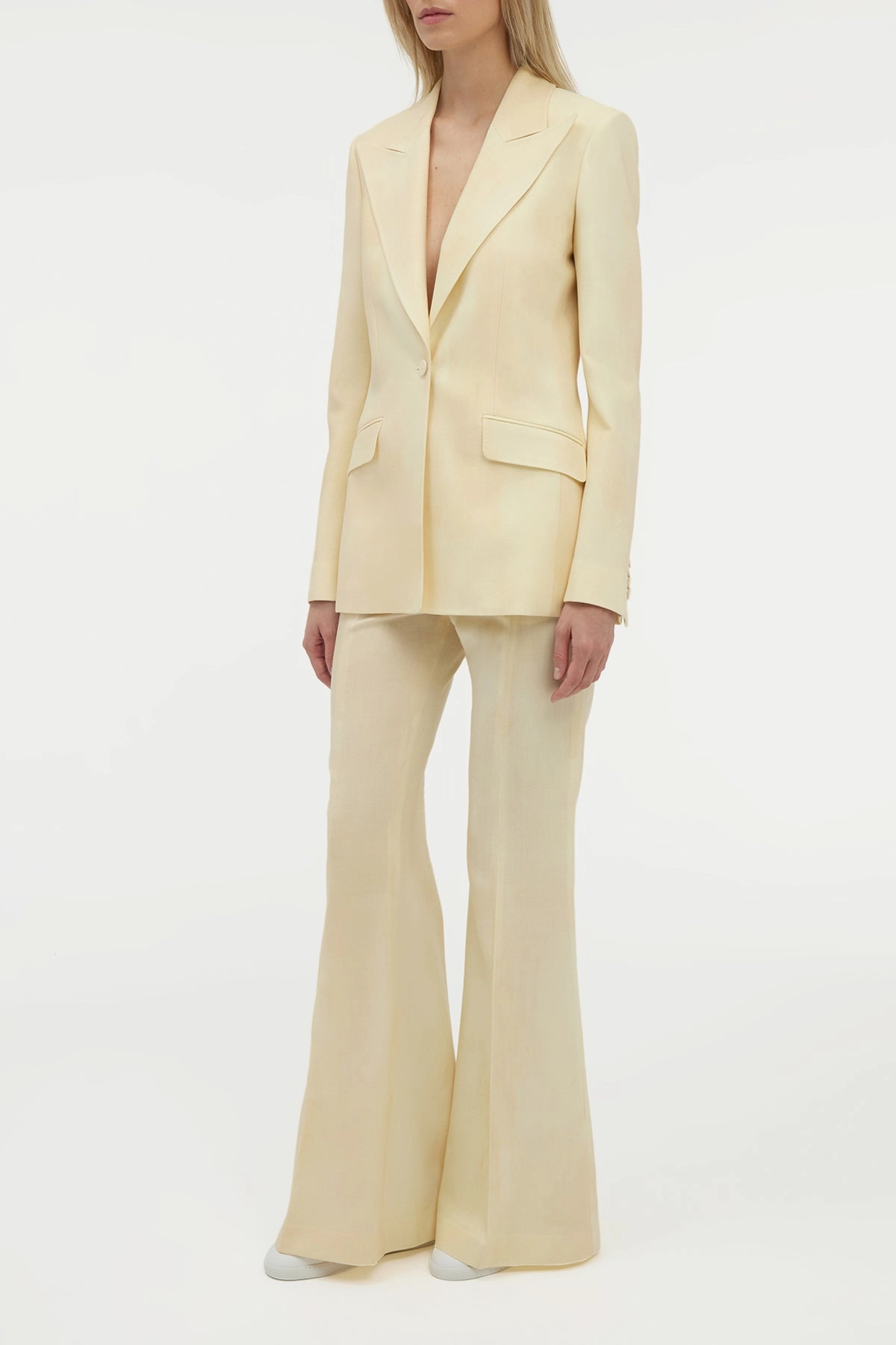 Chic Precision Leiva Blazer in Ivory Virgin Wool