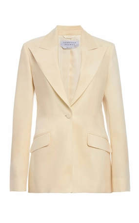 Leiva Blazer in Ivory Virgin Wool Elegant Wearability Luxury Office Style